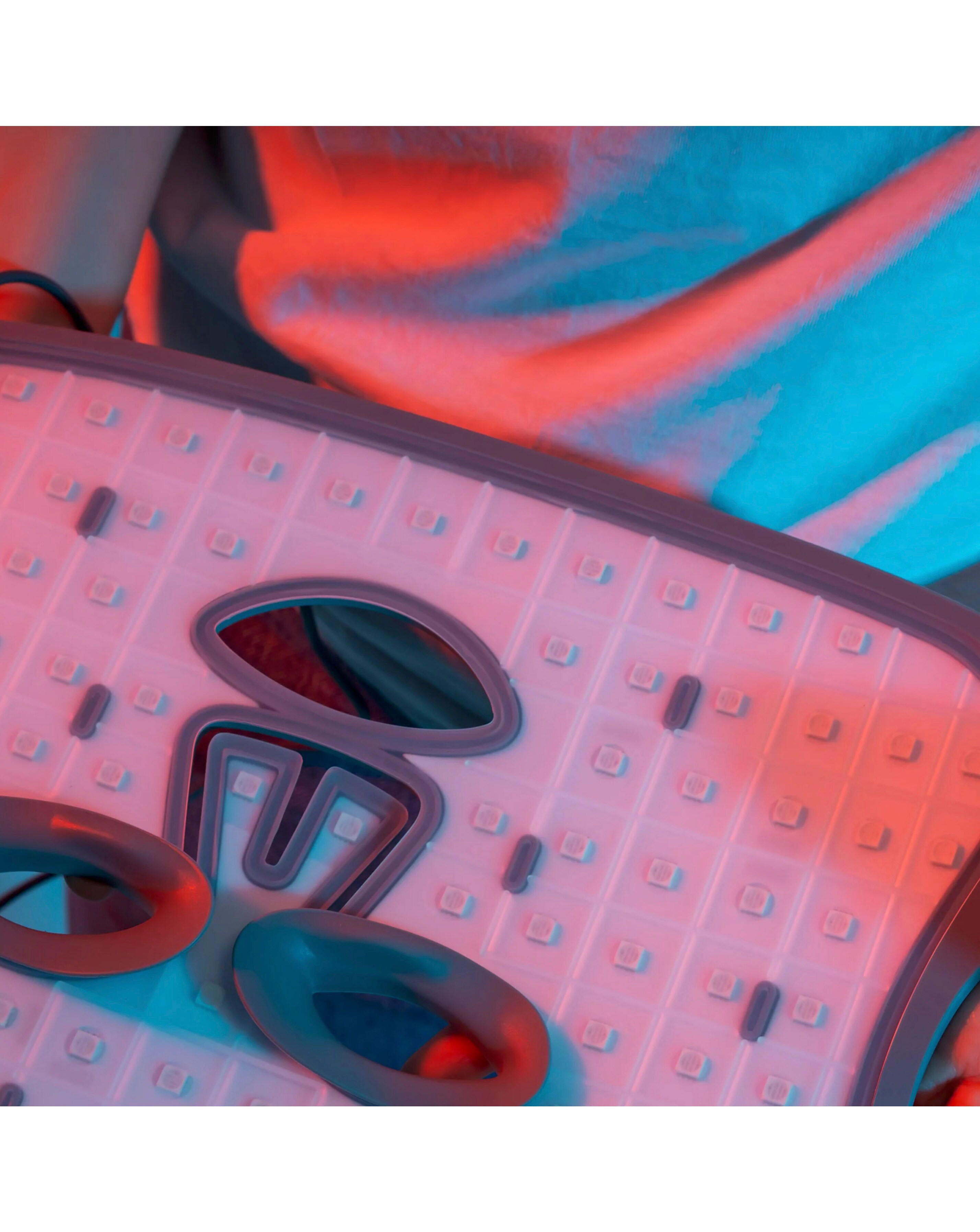18451-beautypro-photon-led-light-therapy-face-mask-1.jpg
