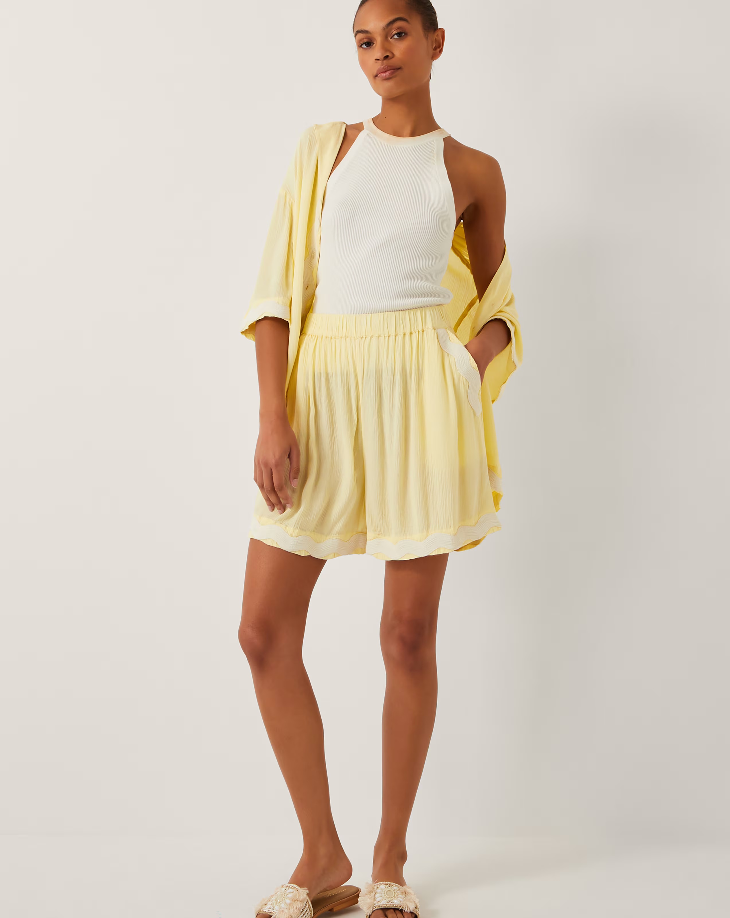 Monsoon Sienna Ricrac Crinkle Shorts 1 19178-monsoon-sienna-ricrac-crinkle-shorts-1.jpg