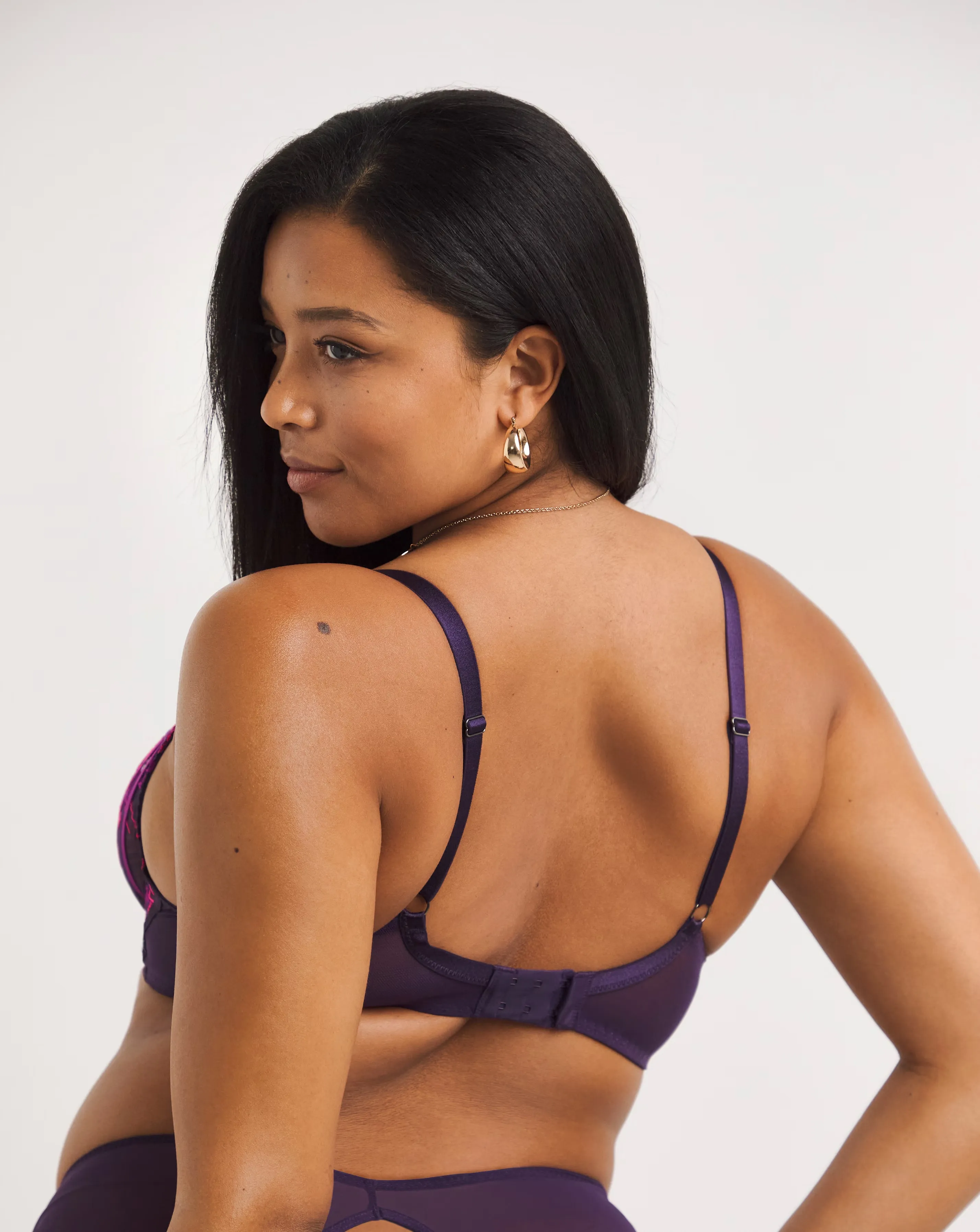 22630-ann-summers-esteemed-dd-plunge-wired-bra-bright-purple-1.webp
