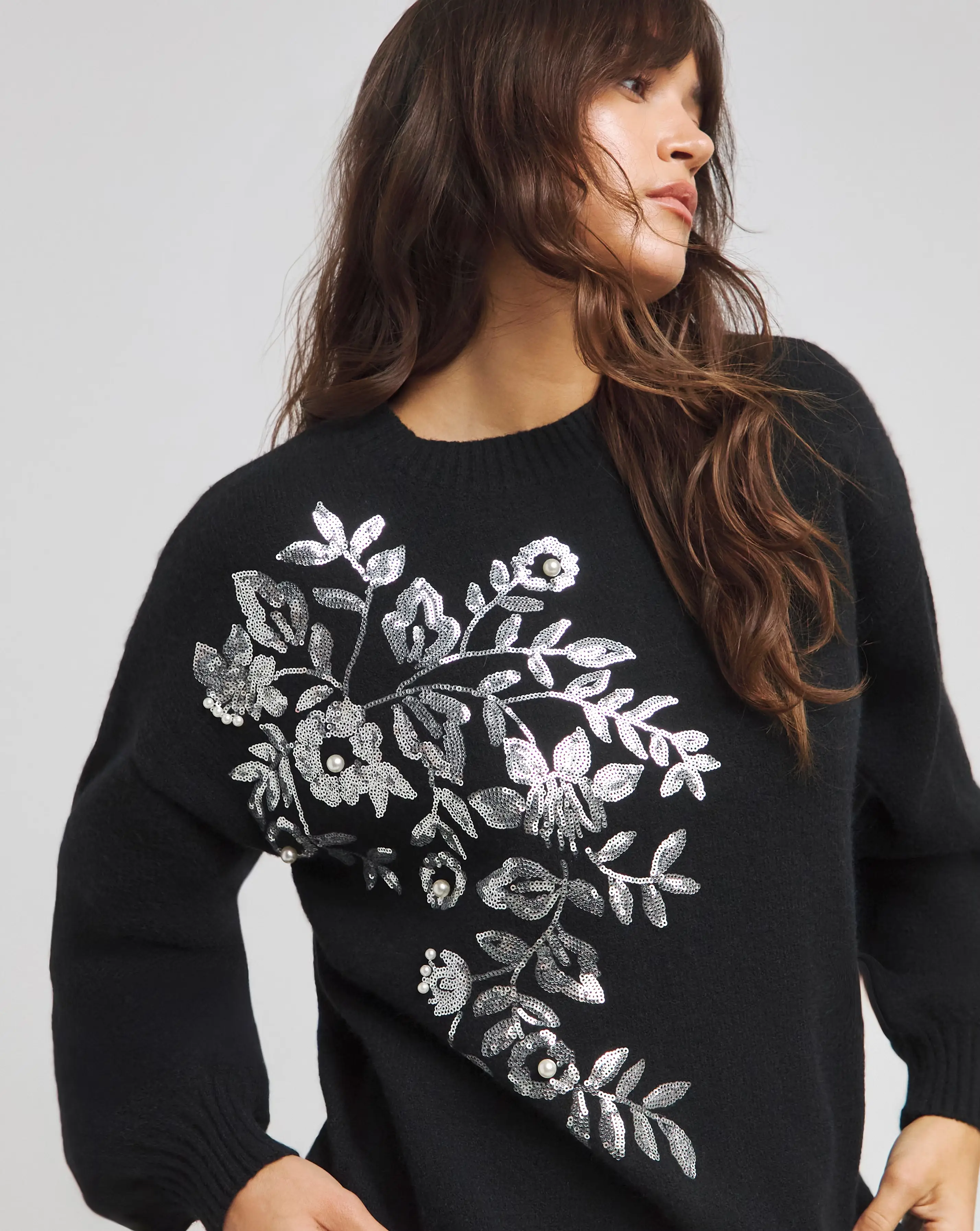 23026-lovedrobe-floral-sequin-applique-jumper-1.webp