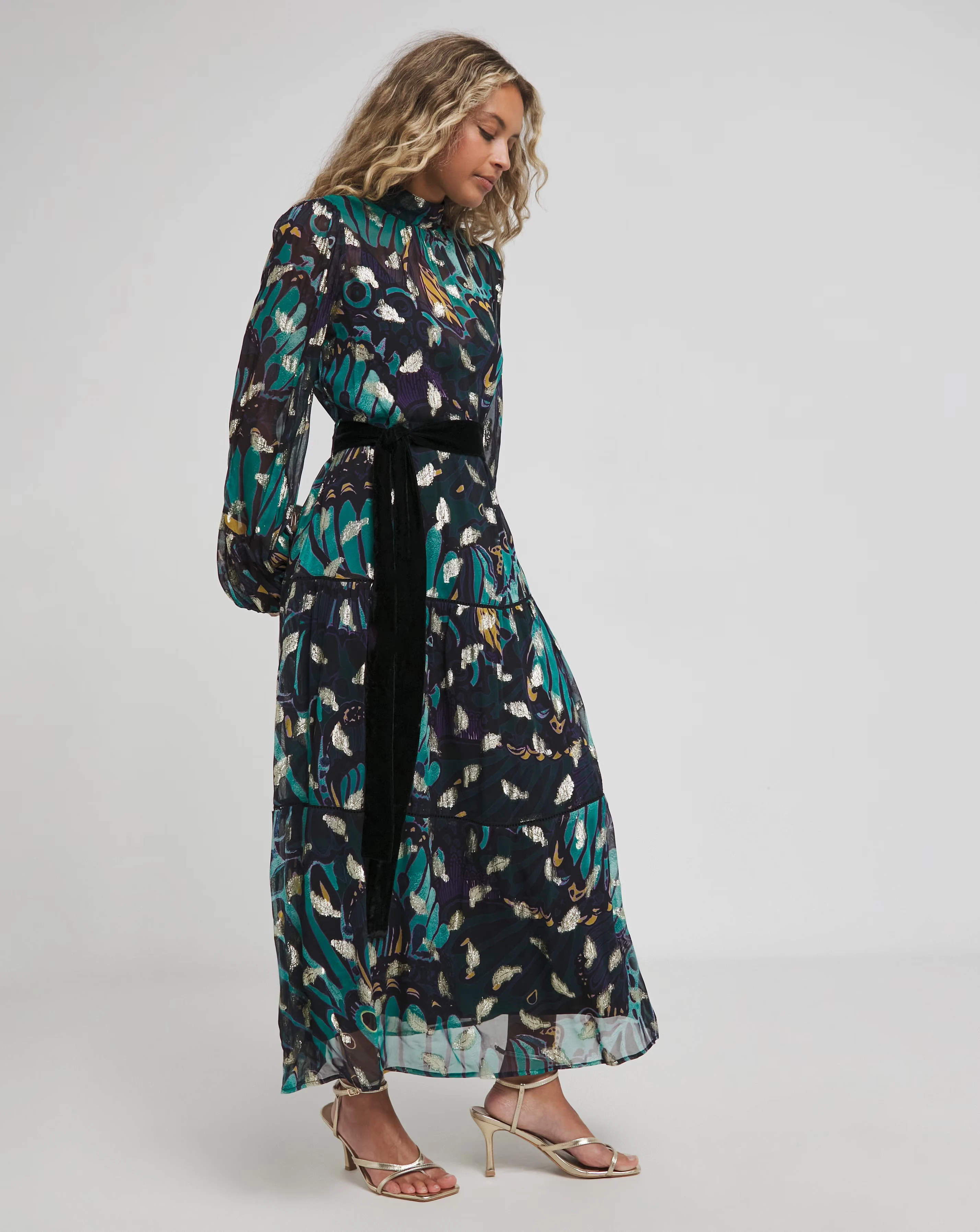 Hope & Ivy Edith Long Sleeve Maxi Dress 1 23170-hope-amp-ivy-edith-long-sleeve-maxi-dress-1.webp