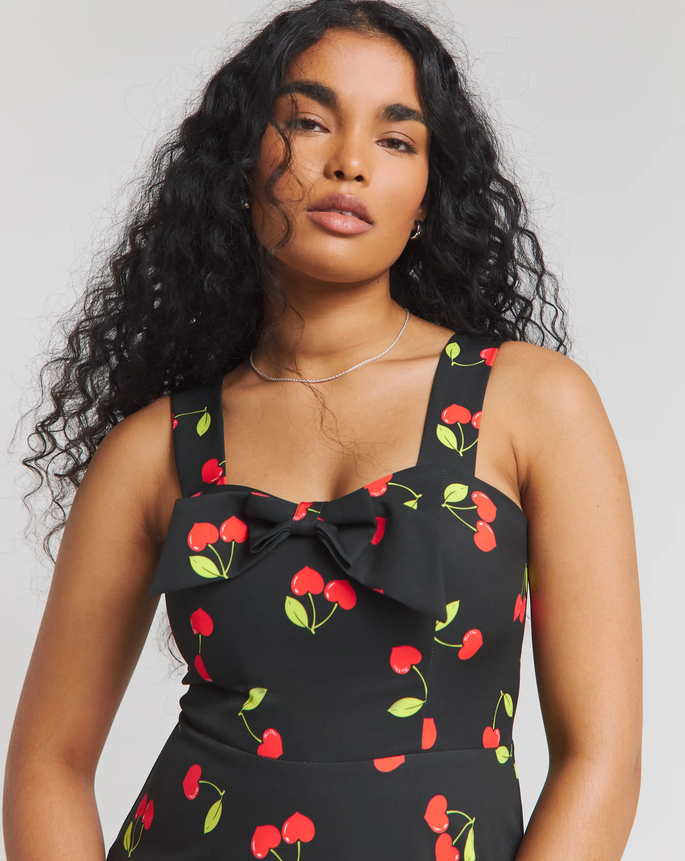 23401-twisted-wunder-pamela-cherry-50-x27-s-bow-detail-swing-midaxi-dress-1.webp