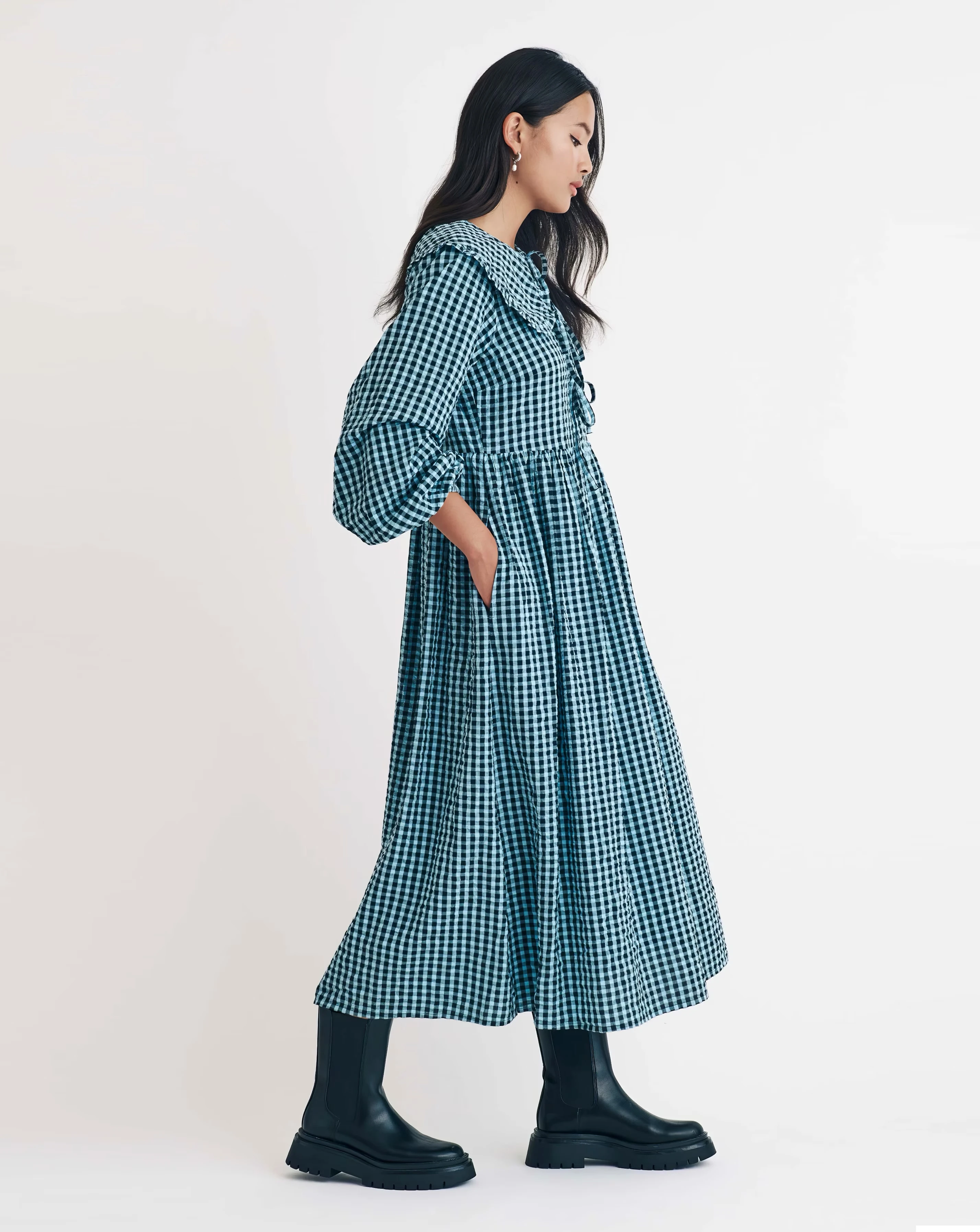 24114-nobody-x27-s-child-blaze-midi-check-dress-1.webp