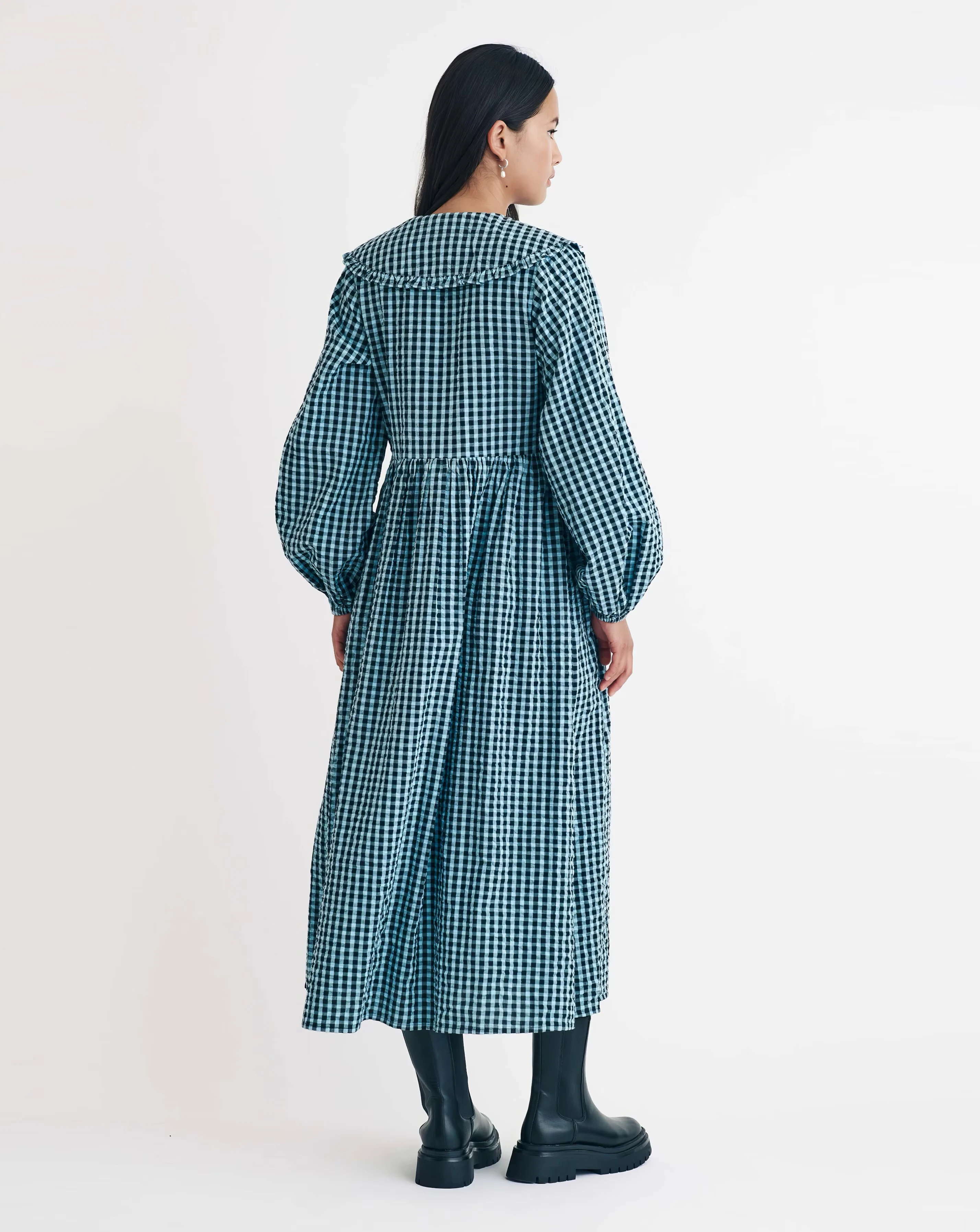 24114-nobody-x27-s-child-blaze-midi-check-dress-1.webp