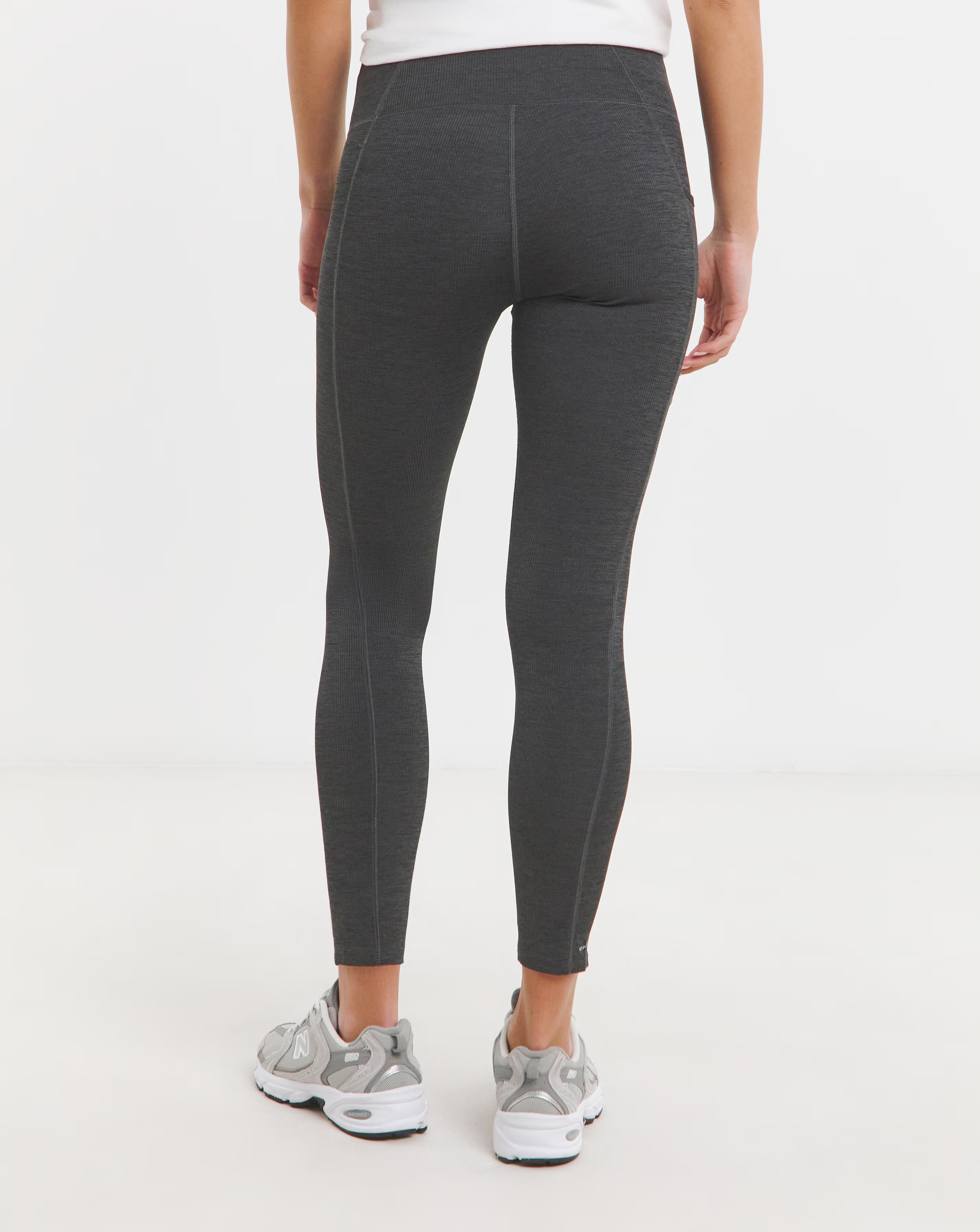 24173-columbia-move-legging-1.jpg