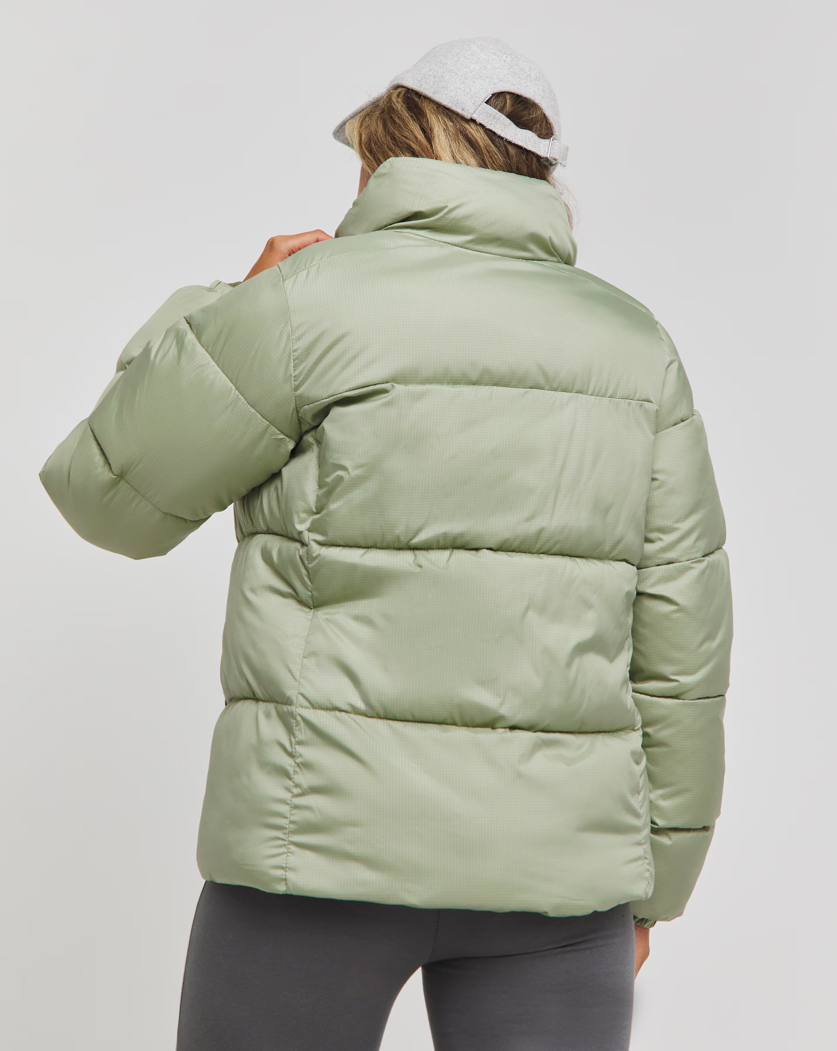 24306-columbia-puffect-ii-full-zip-jacket-1.jpg