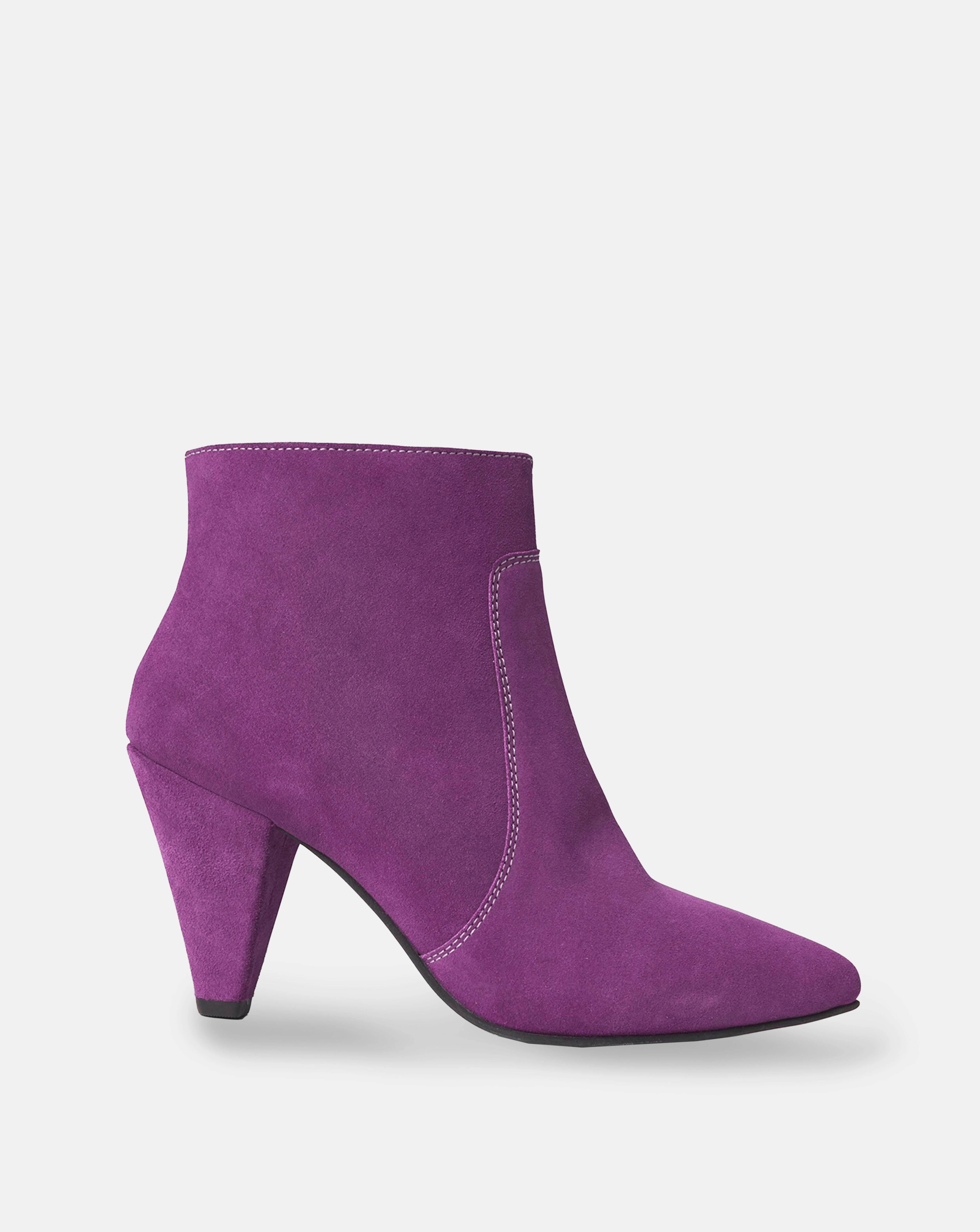 26246-joe-browns-heeled-boots-d-fit-1.webp