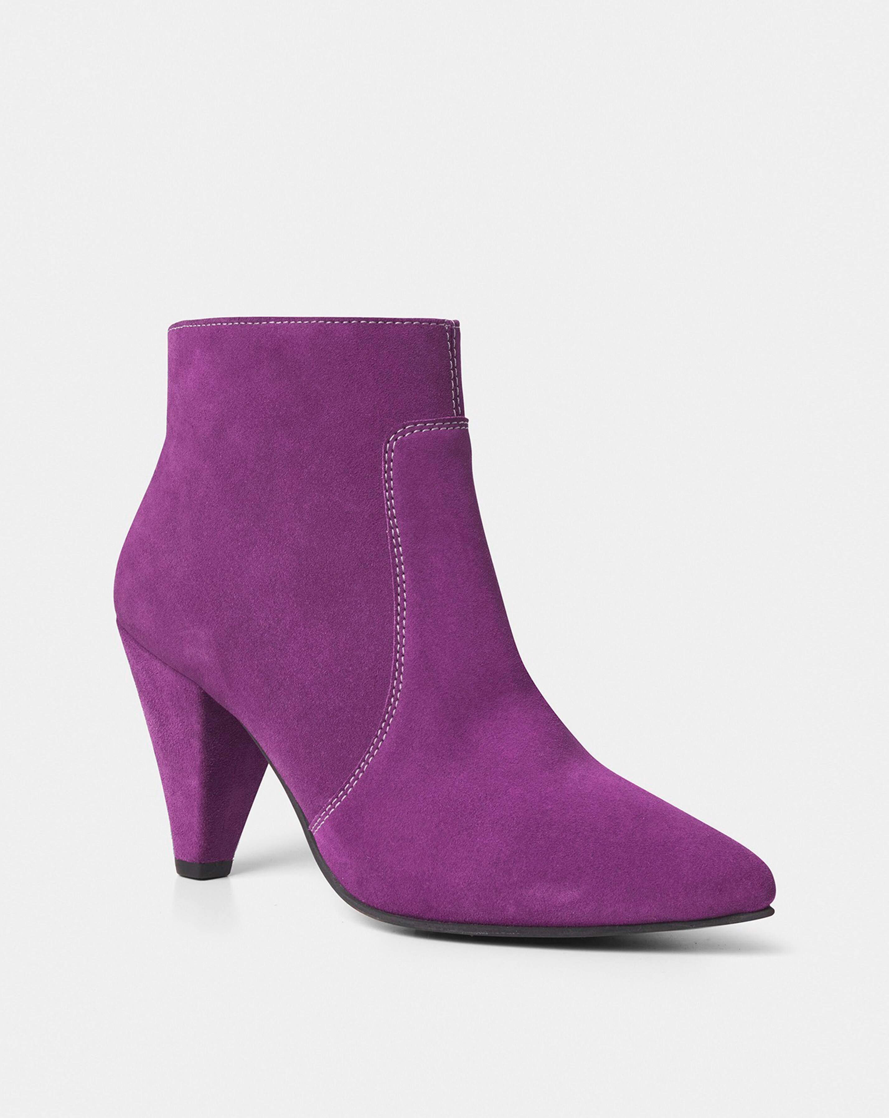 26246-joe-browns-heeled-boots-d-fit-1.webp