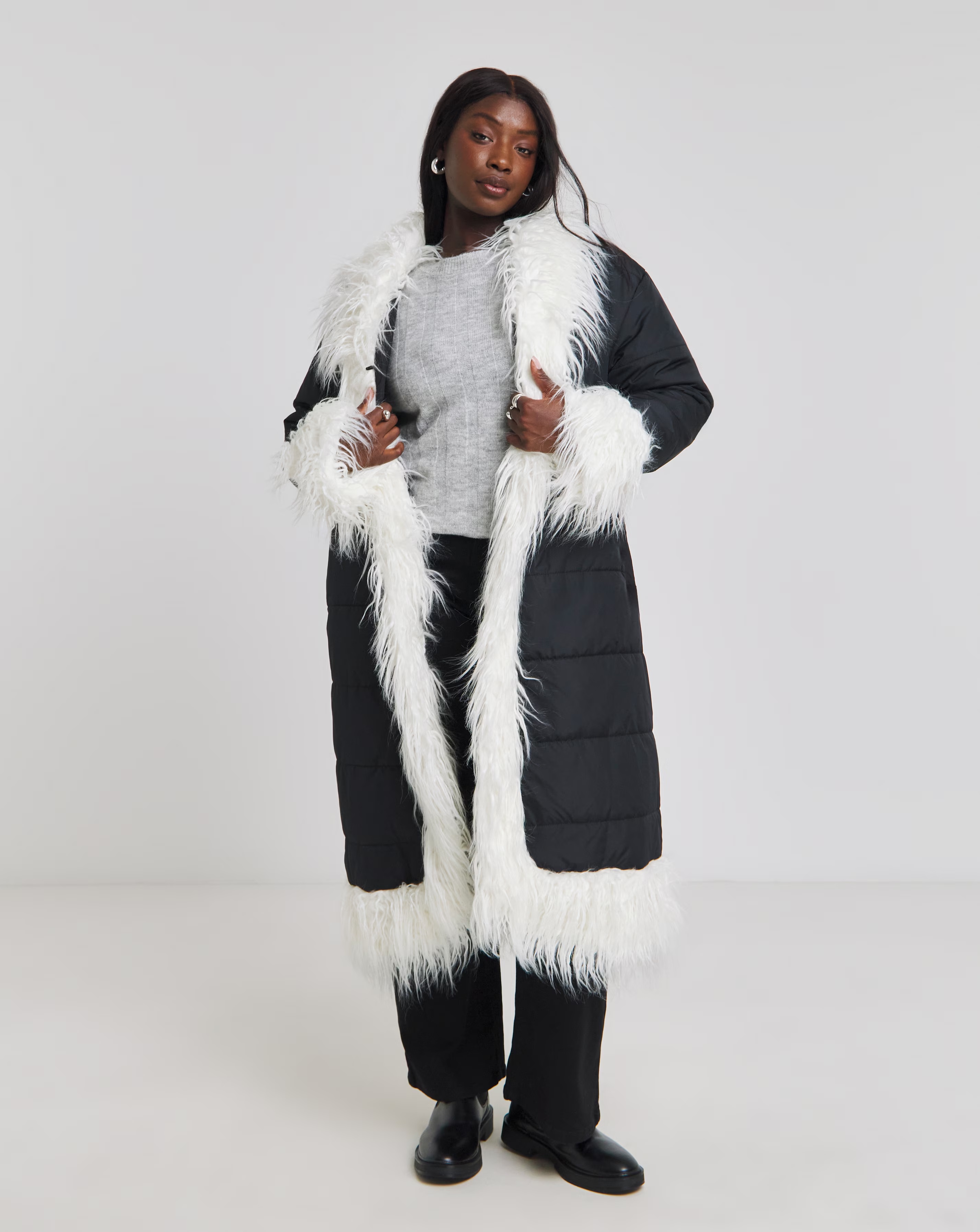 Native Youth Longline Cocoon Puffa With Faux Fur 1 26792-native-youth-longline-cocoon-puffa-with-faux-fur-1.jpg