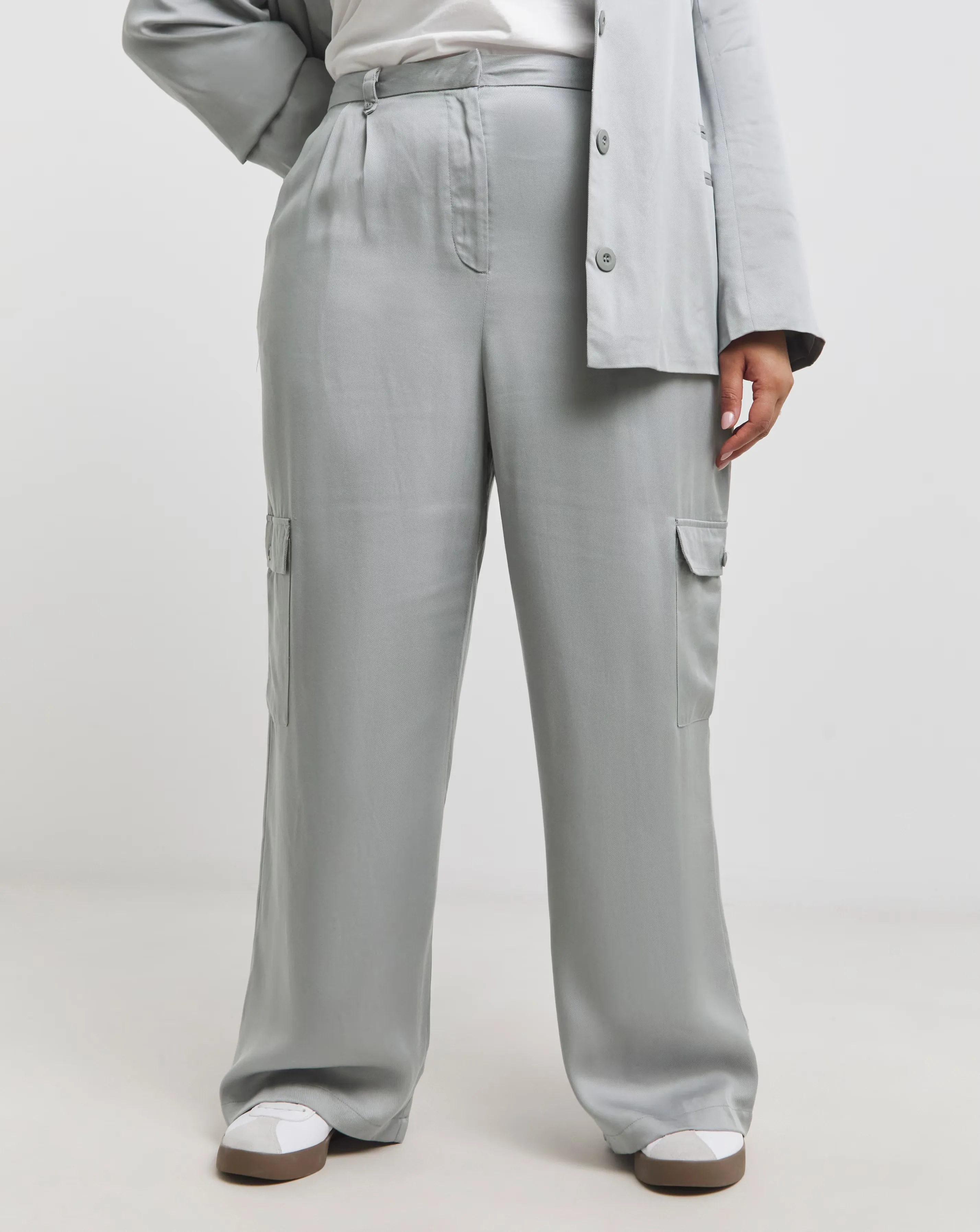 Native Youth Wide Leg Trouser With Pocket 1 26934-native-youth-wide-leg-trouser-with-pocket-1.webp