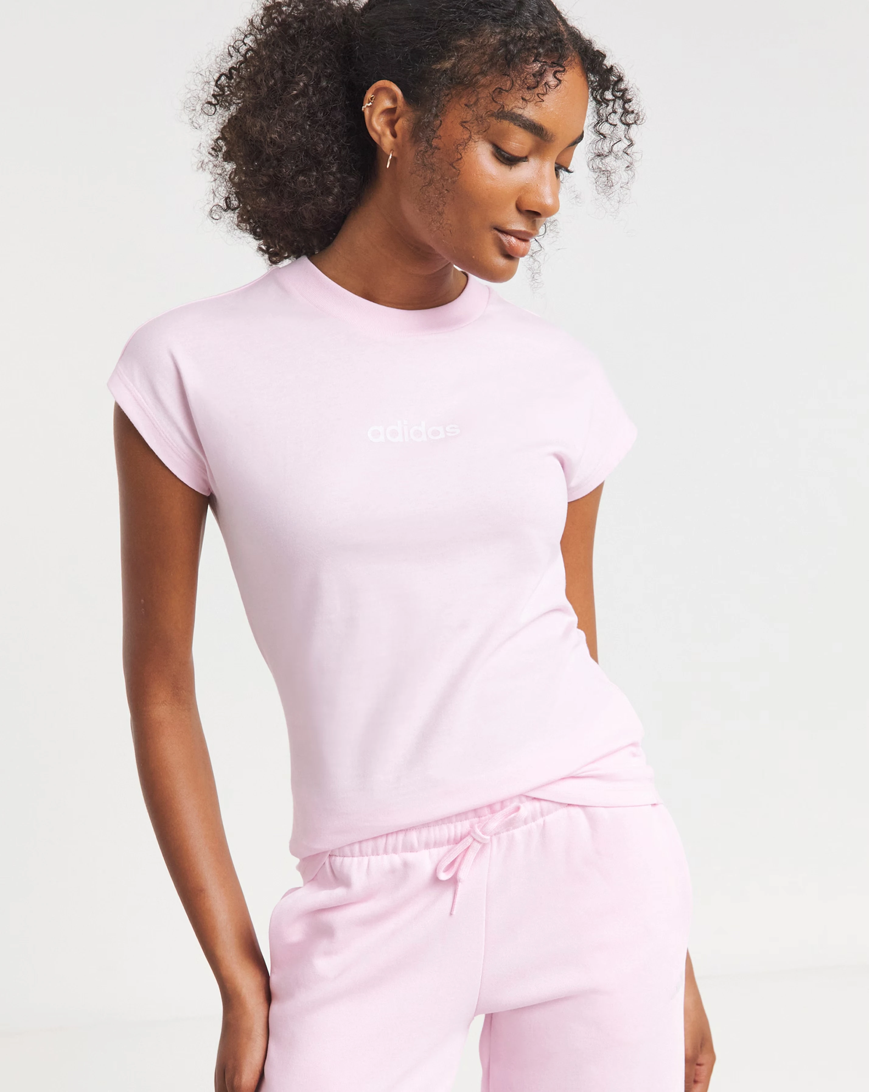 adidas Essentials Linear T-Shirt