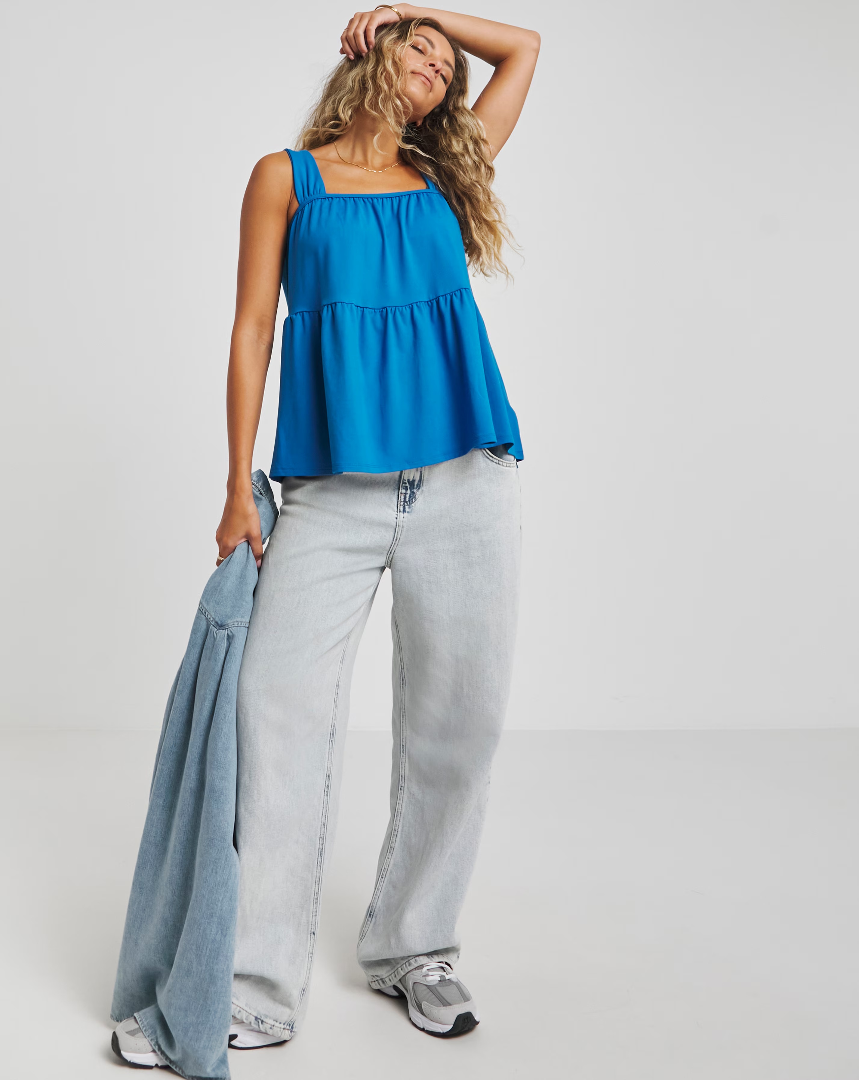Cobalt Supersoft Tiered Vest