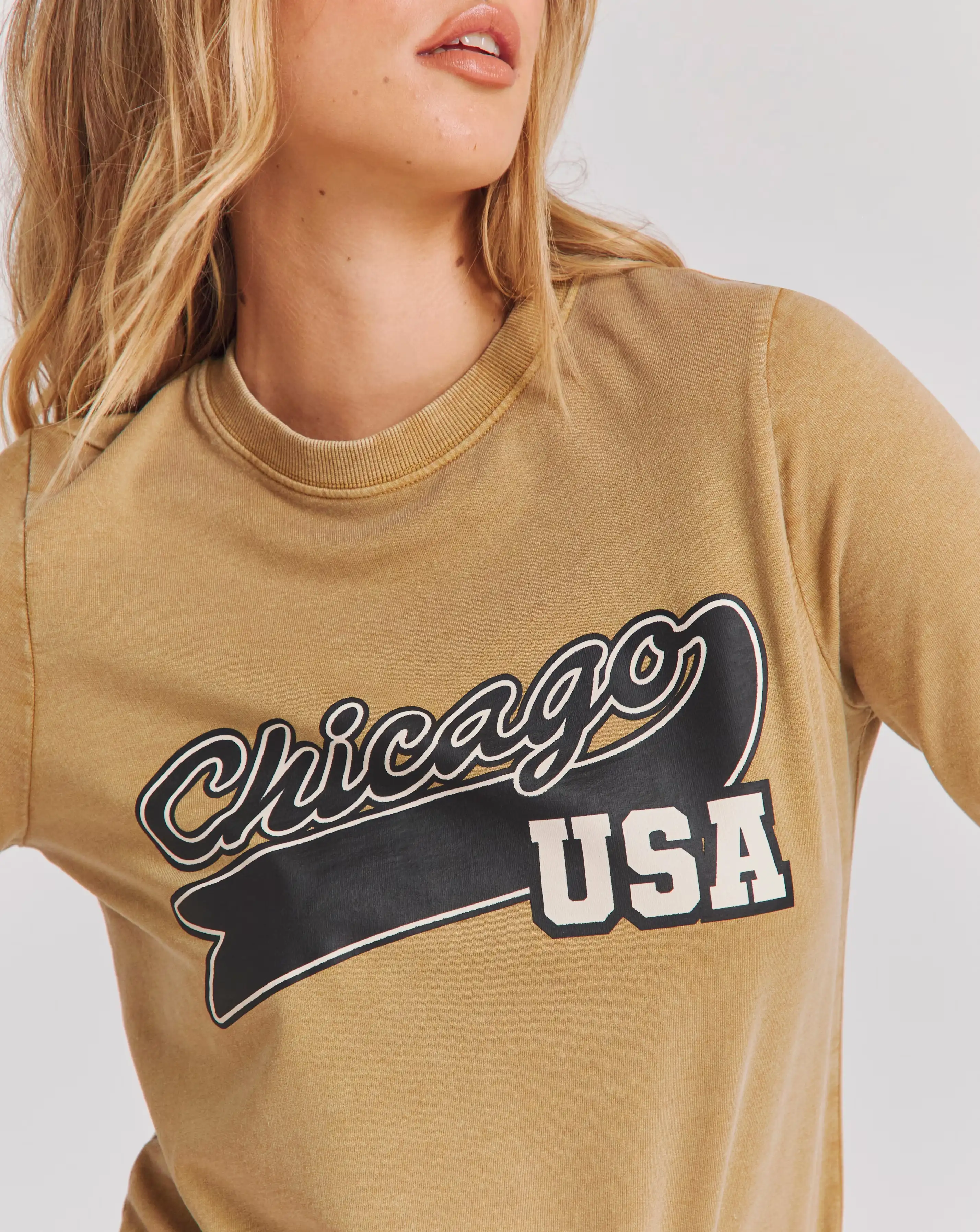 Sand Chicago Slogan Sweatshirt 1 27361-sand-chicago-slogan-sweatshirt-1.webp