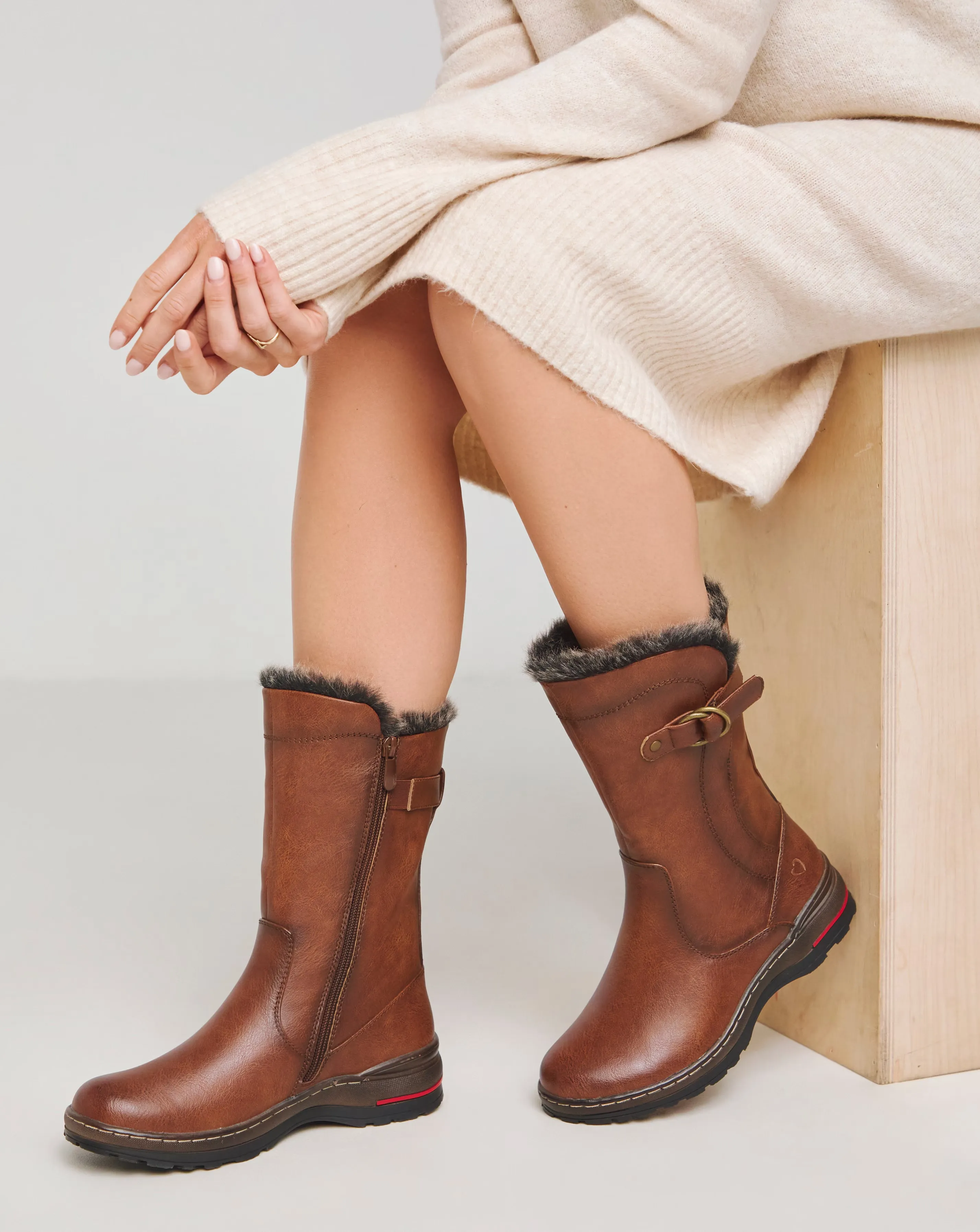 Heavenly Feet Bramble Warm Lined Buckle Boots Wide E Fit 1 28213-heavenly-feet-bramble-warm-lined-buckle-boots-wide-e-fit-1.webp