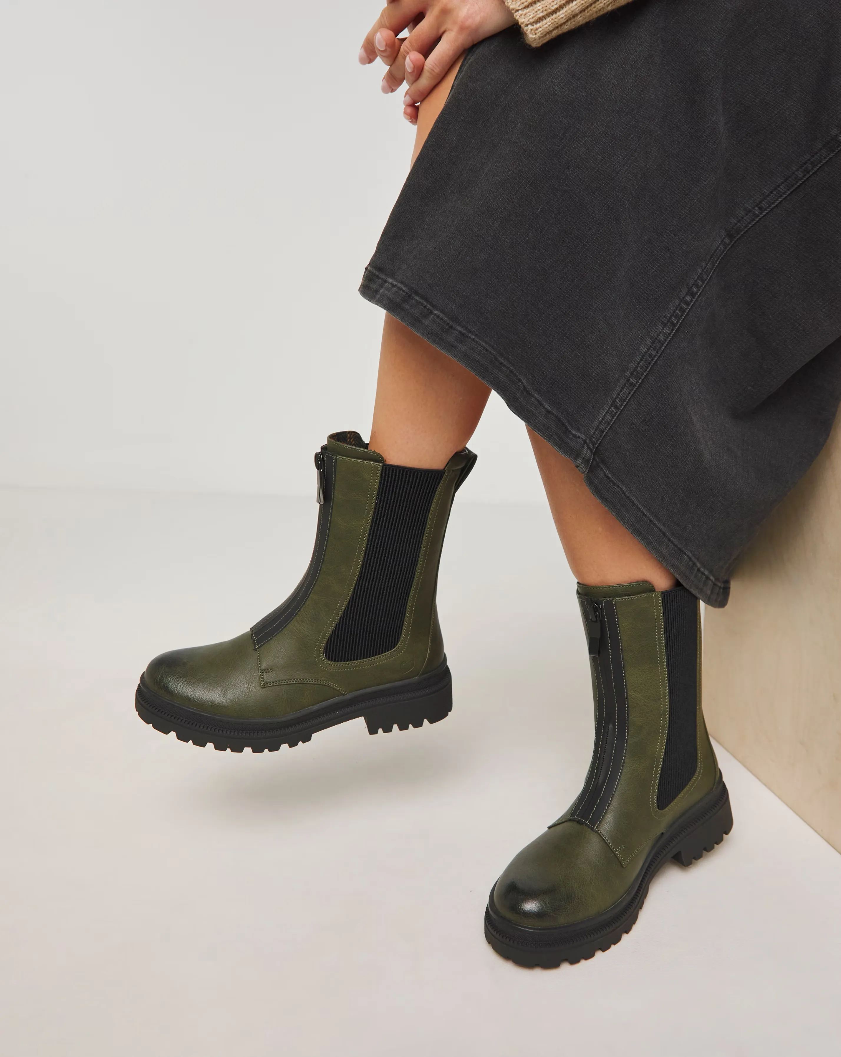 Heavenly Feet Aldina Zip Up Boot Wide E Fit