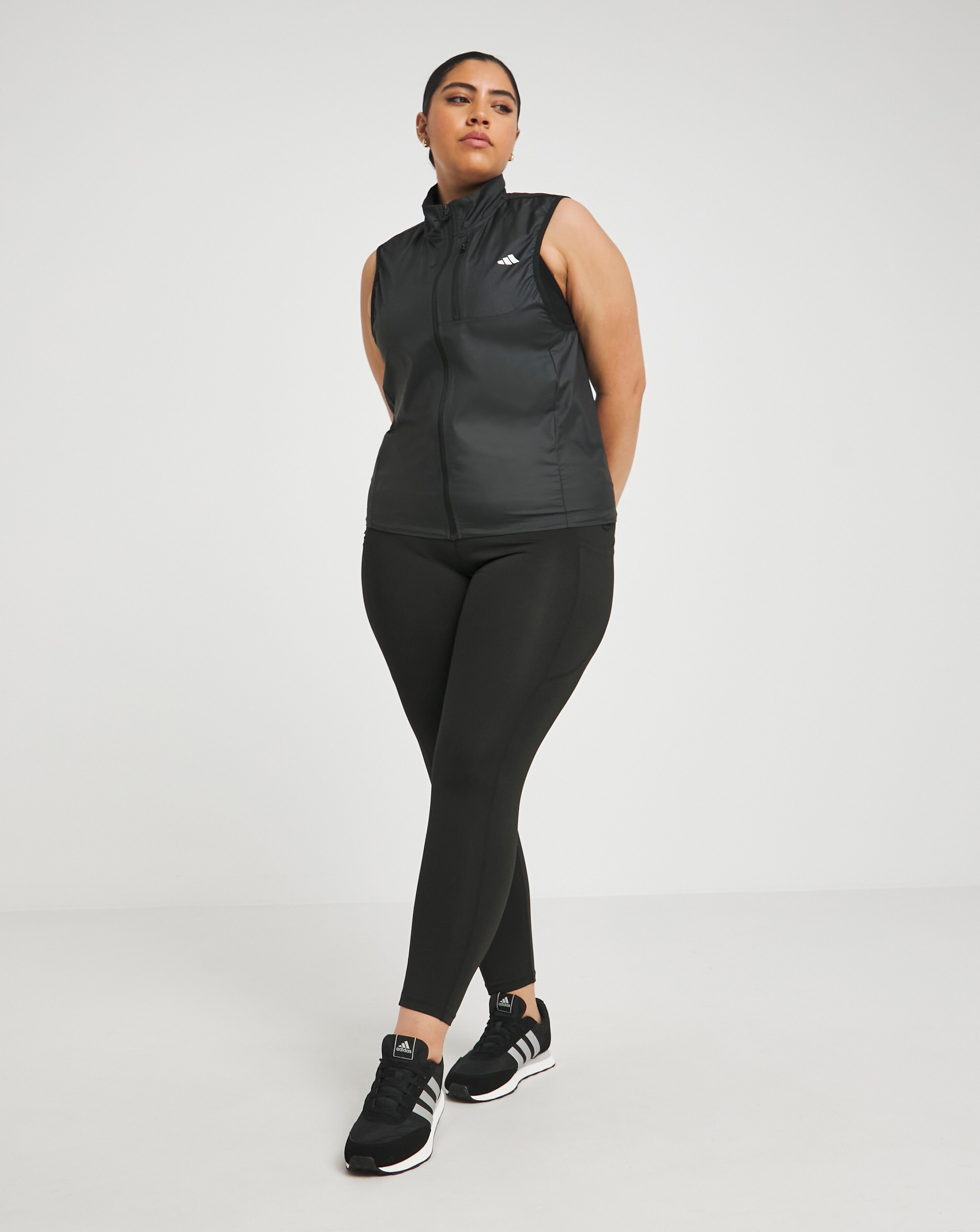 28866-adidas-vest-1.webp