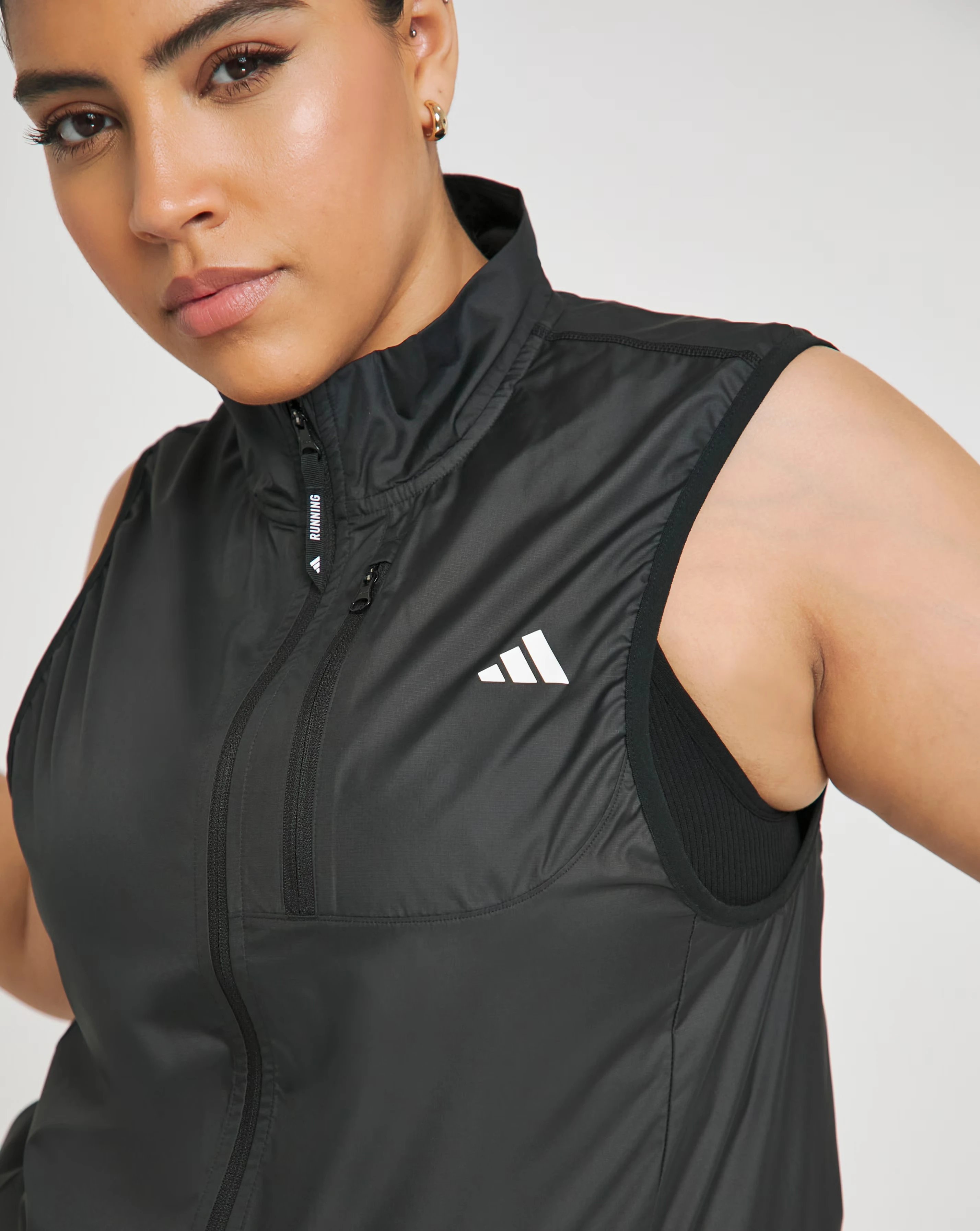 28866-adidas-vest-1.webp