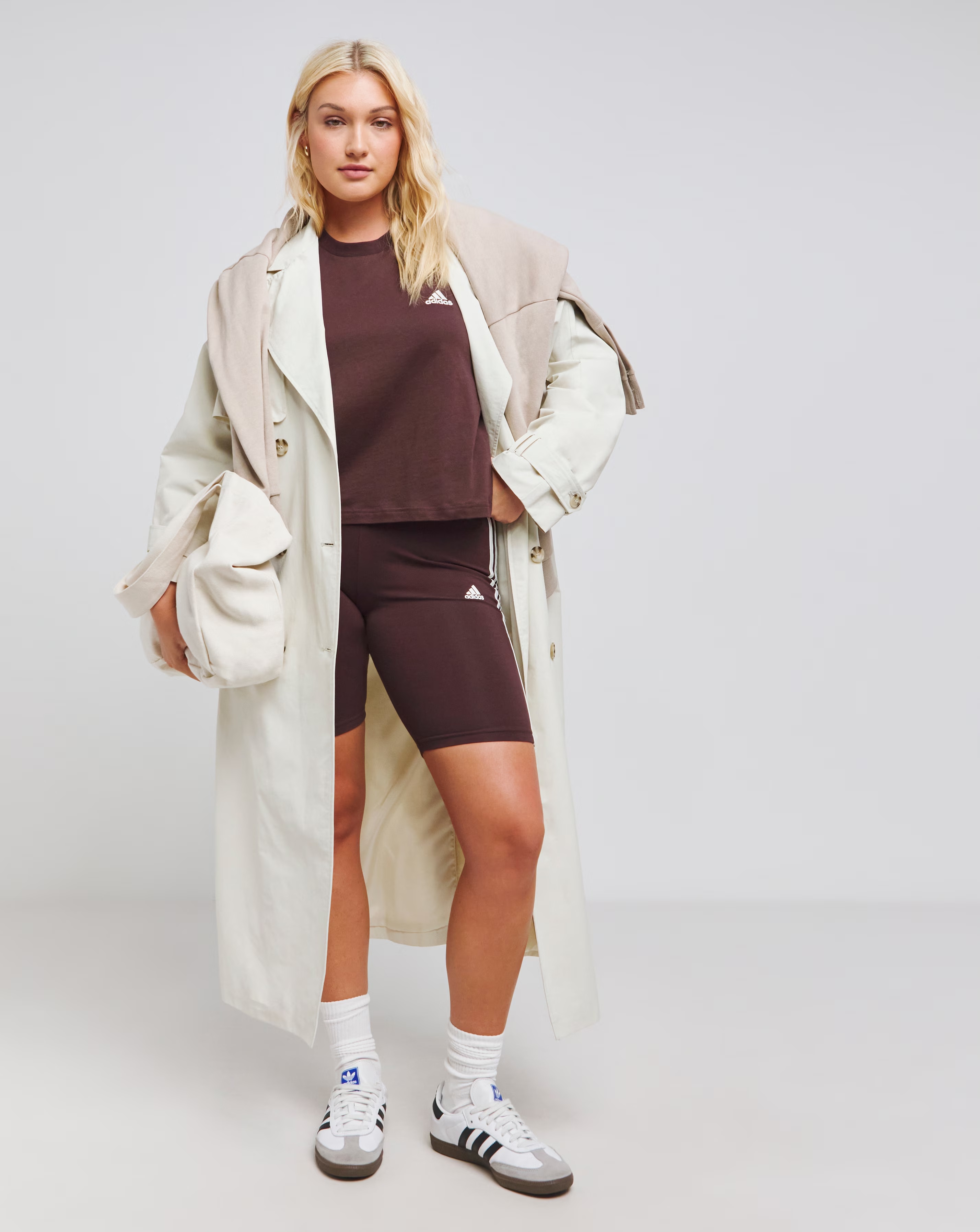 29091-adidas-essentials-3-stripes-crop-top-1.webp