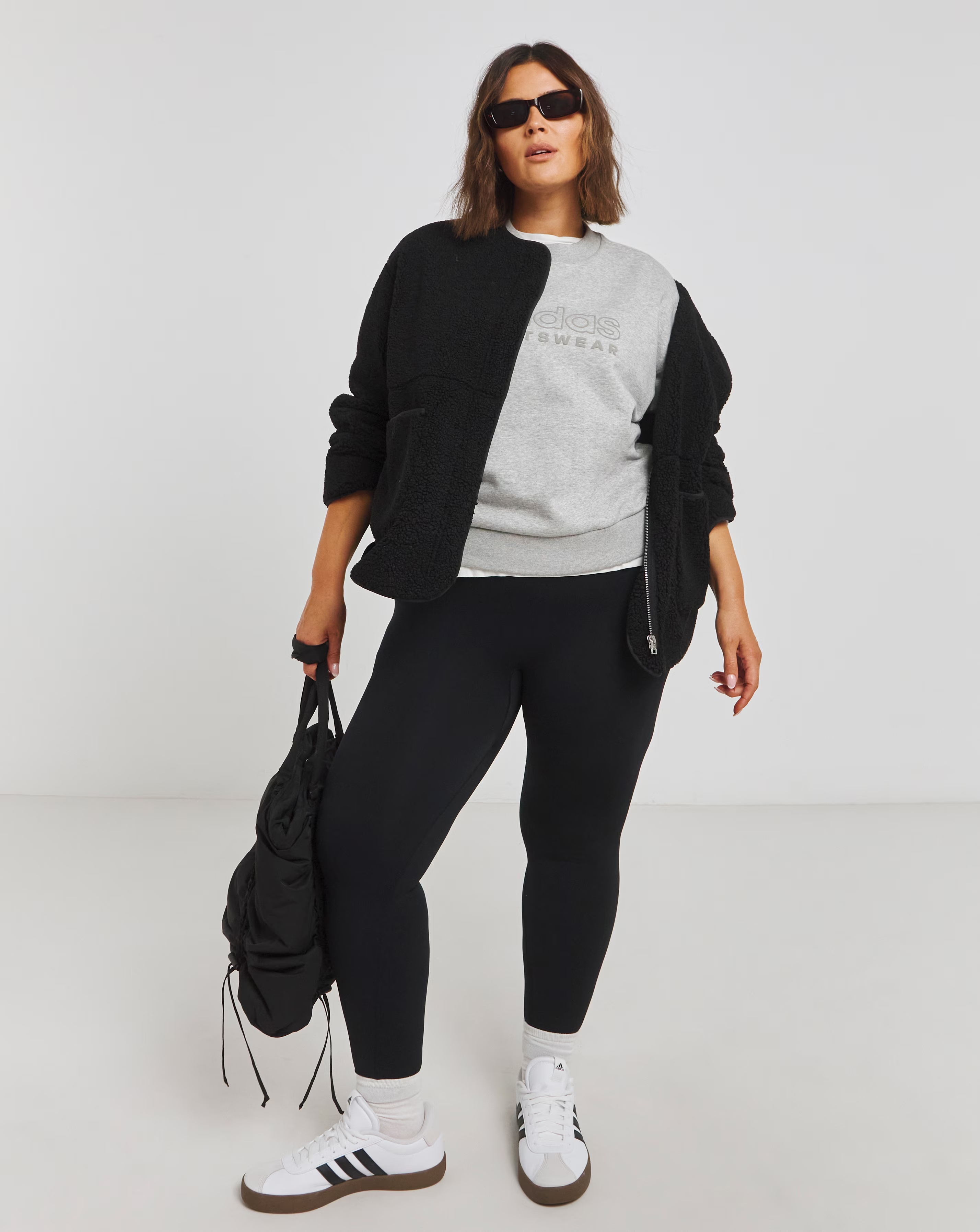 29129-adidas-all-szn-sweatshirt-1.webp