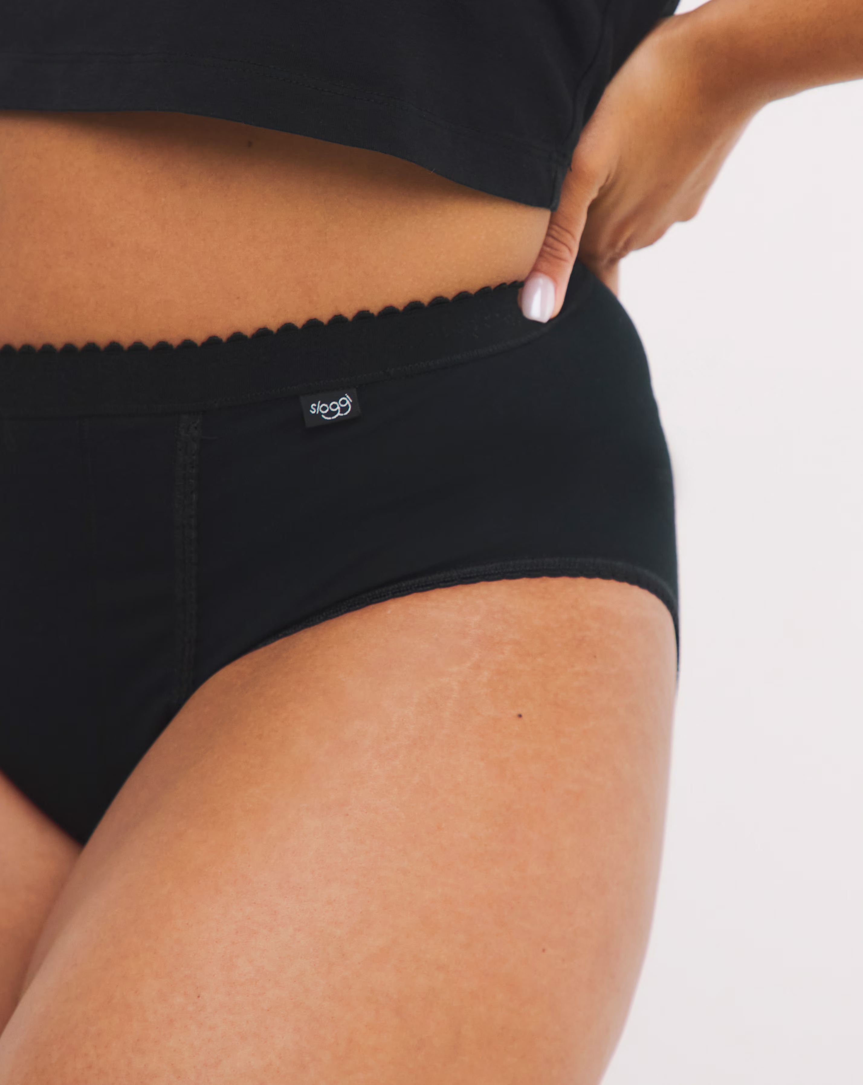 30002-sloggi-2-pack-light-control-cotton-tai-knickers-black-1.jpg