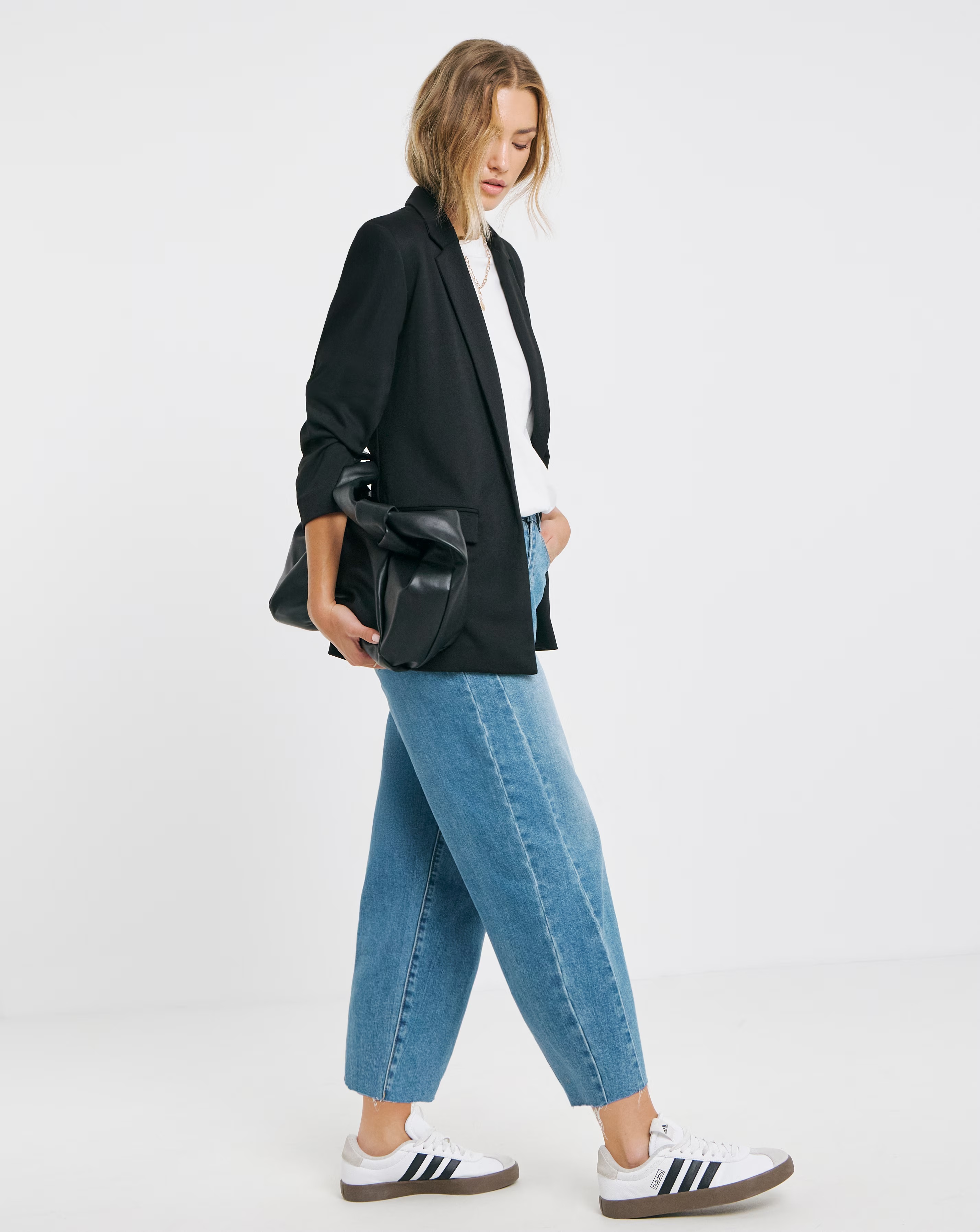 30387-black-stretch-ponte-jersey-relaxed-blazer-1.webp