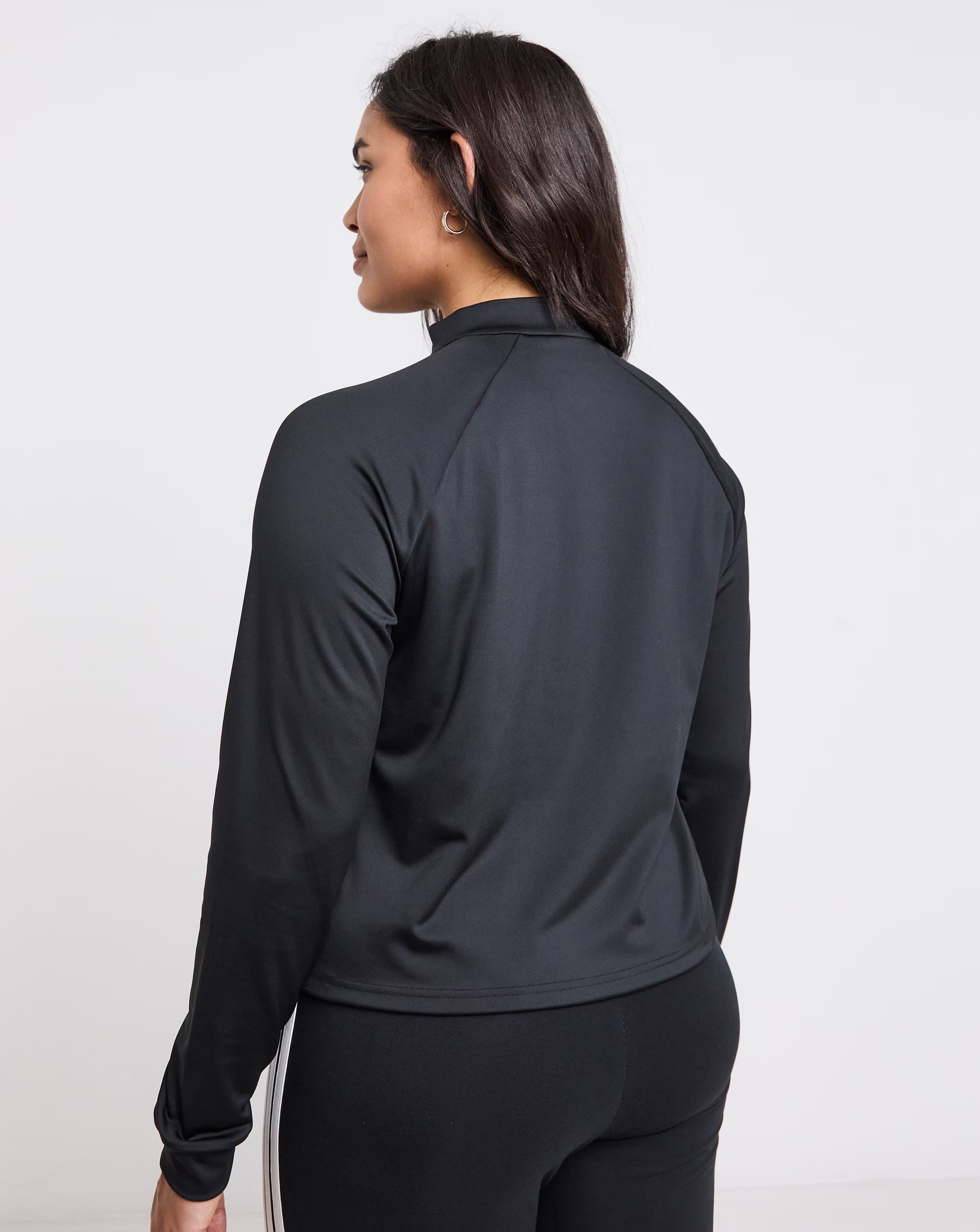 3114-adidas-training-essentials-1-4-zip-1.webp