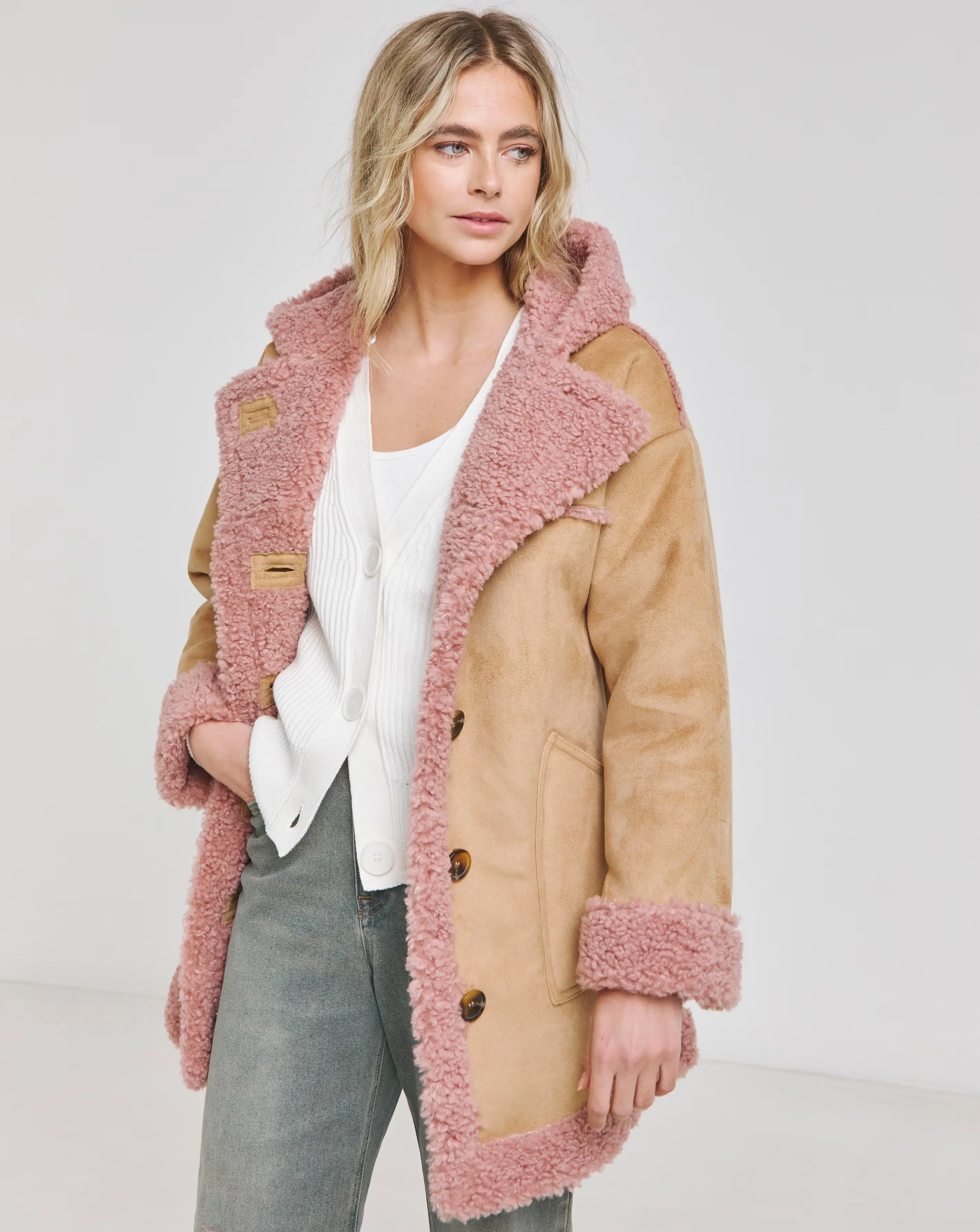 Tan Longline Contrast Shearling Aviator 1 31277-tan-longline-contrast-shearling-aviator-1.webp