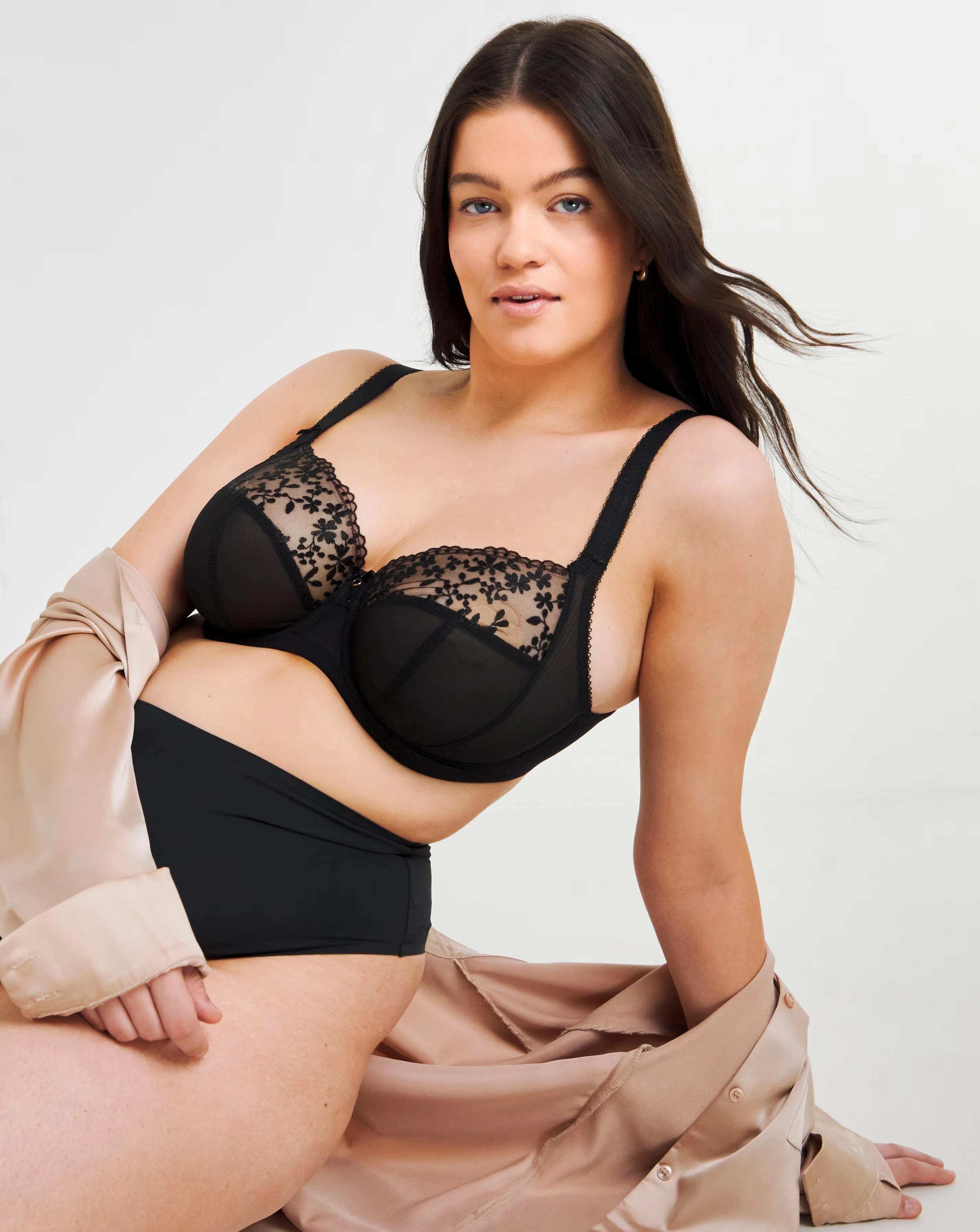 Elomi Zarla Full Cup Wired Bra Black