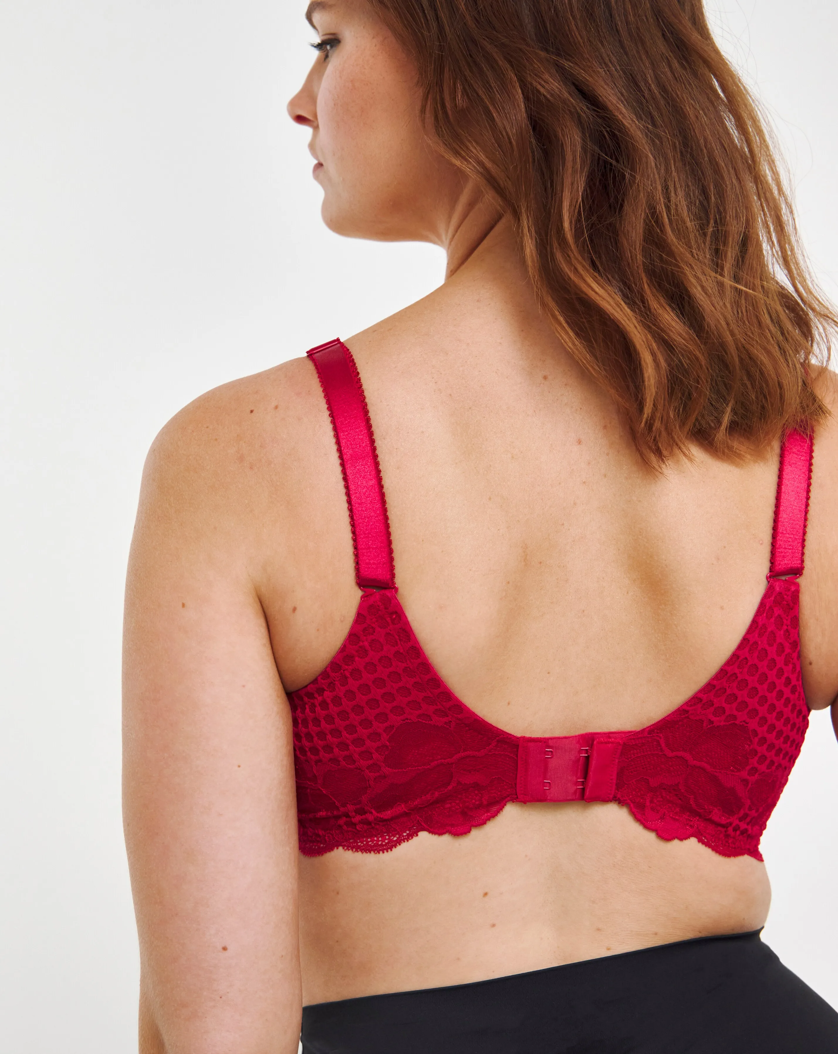 32298-fantasie-reflect-full-cup-wired-bra-red-1.webp