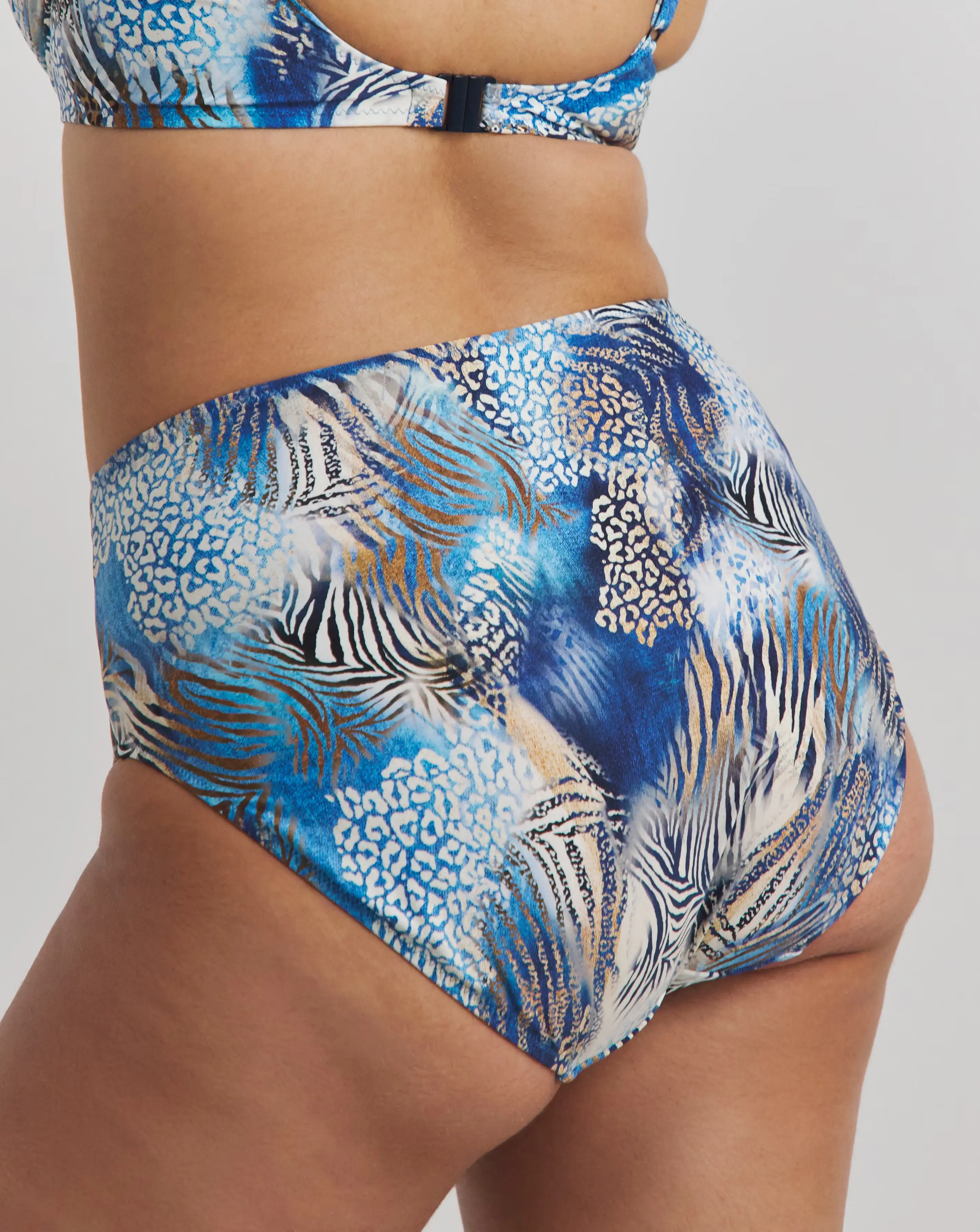 32761-fantasie-seraya-sands-gathered-high-waist-bikini-brief-denim-1.webp