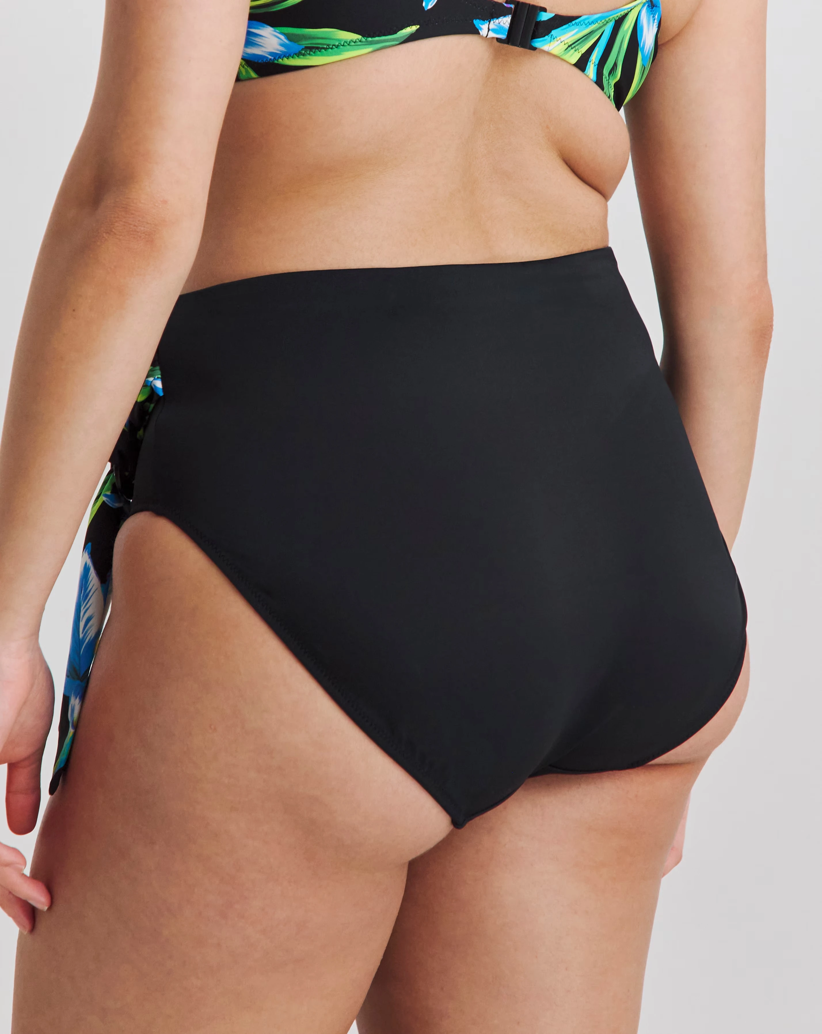 32948-fantasie-talm-beach-gathered-high-waist-bikini-brief-black-1.webp