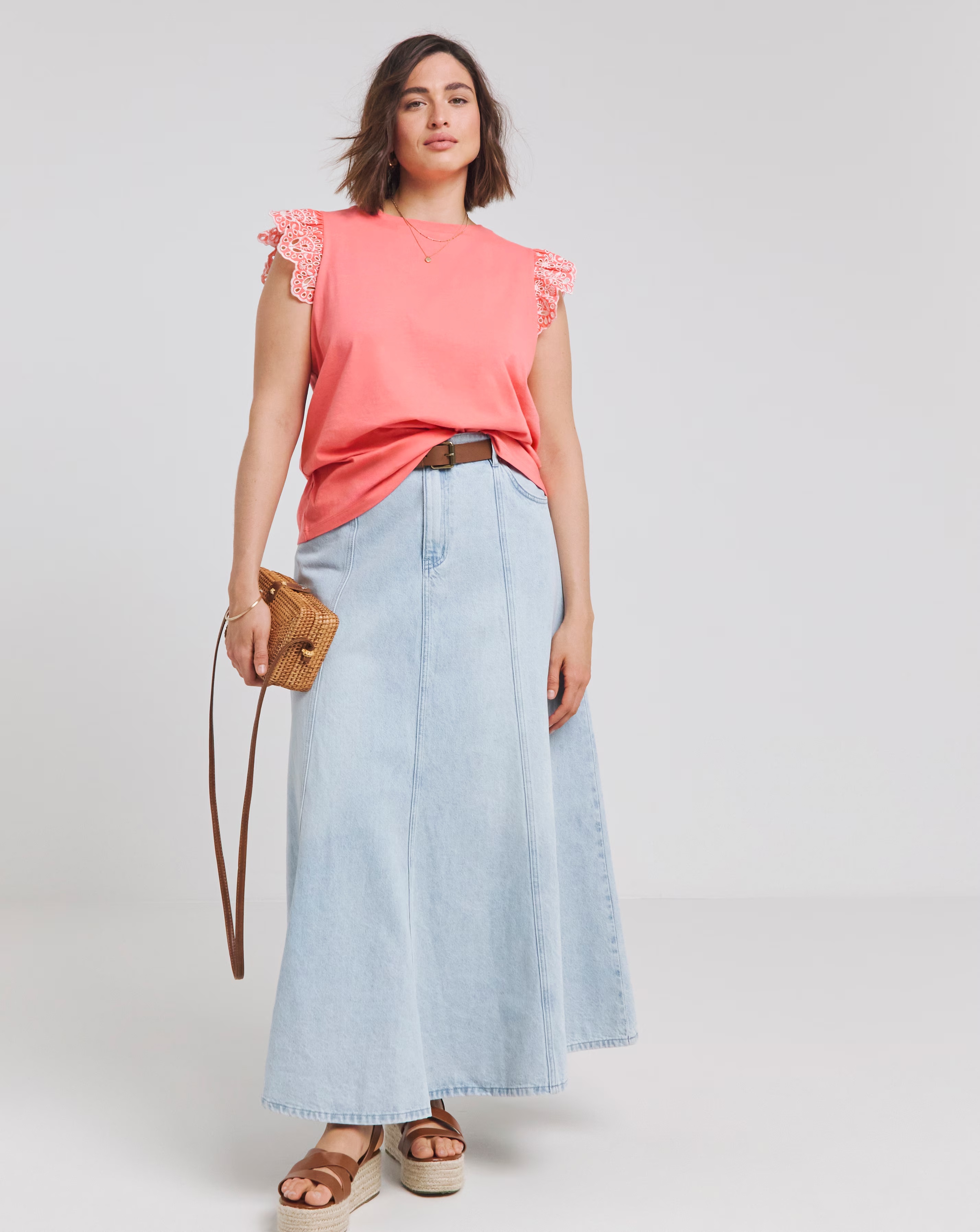 33823-coral-broderie-sleeve-vest-1.webp