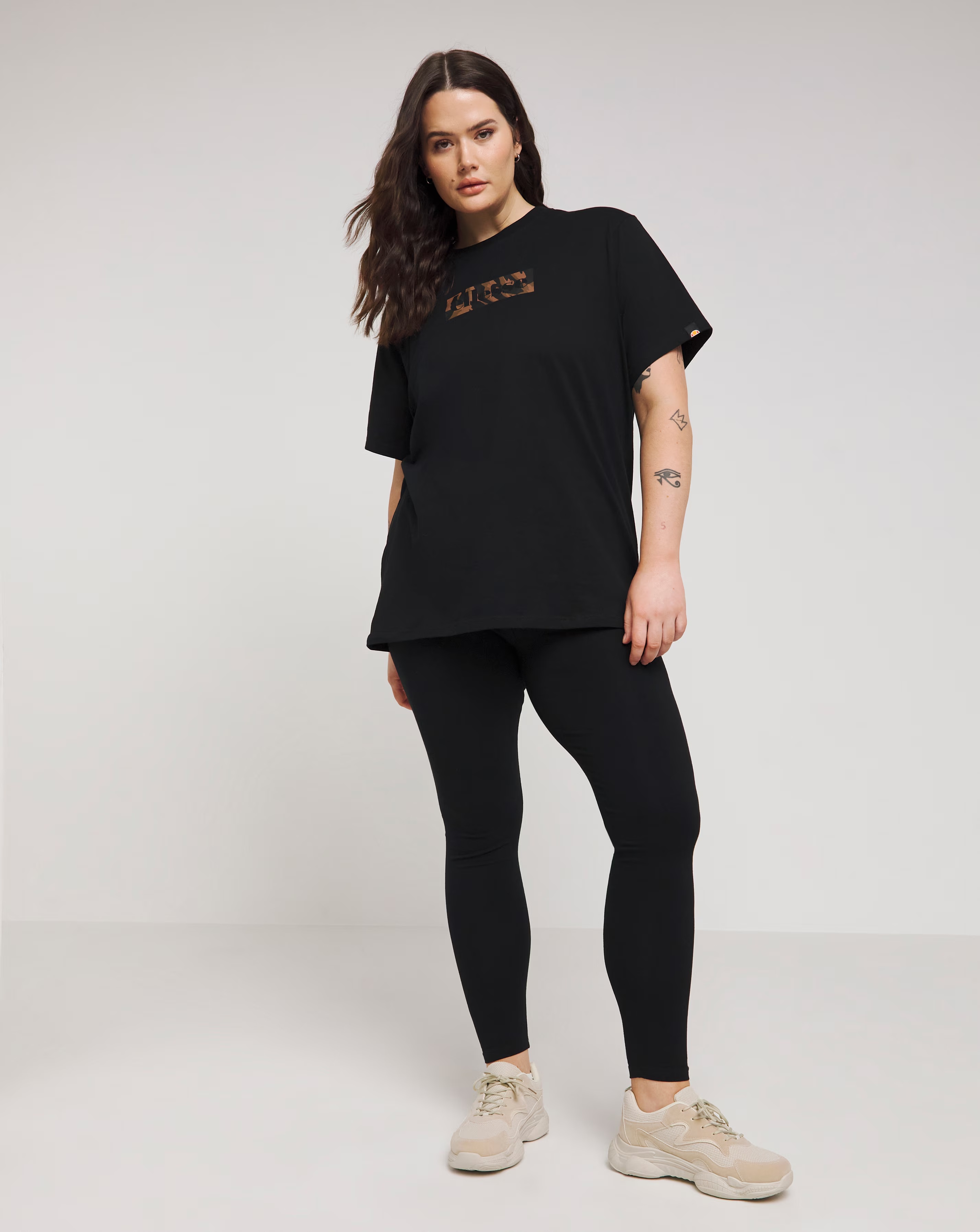 34988-ellesse-grassi-t-shirt-1.jpg