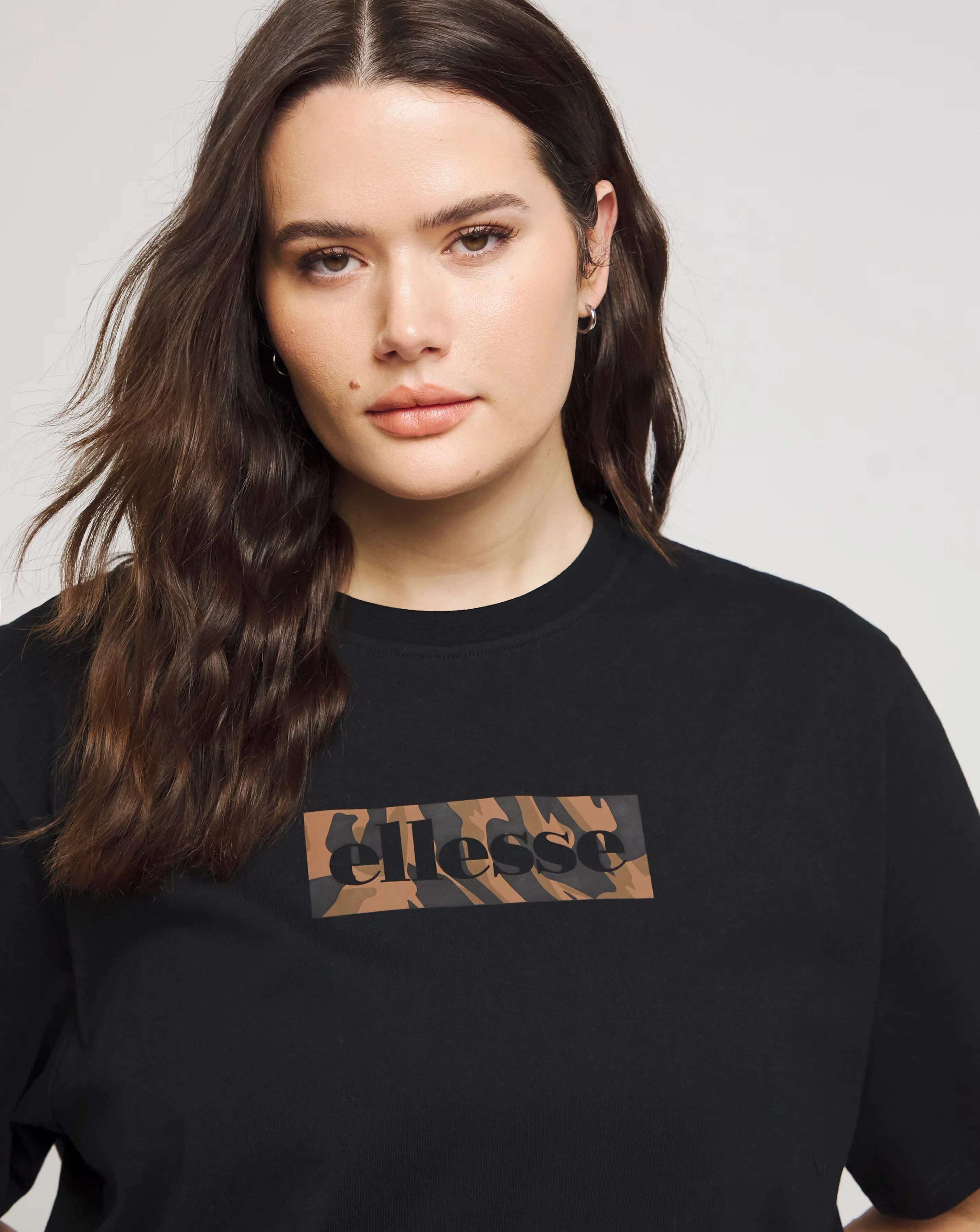 34988-ellesse-grassi-t-shirt-1.jpg