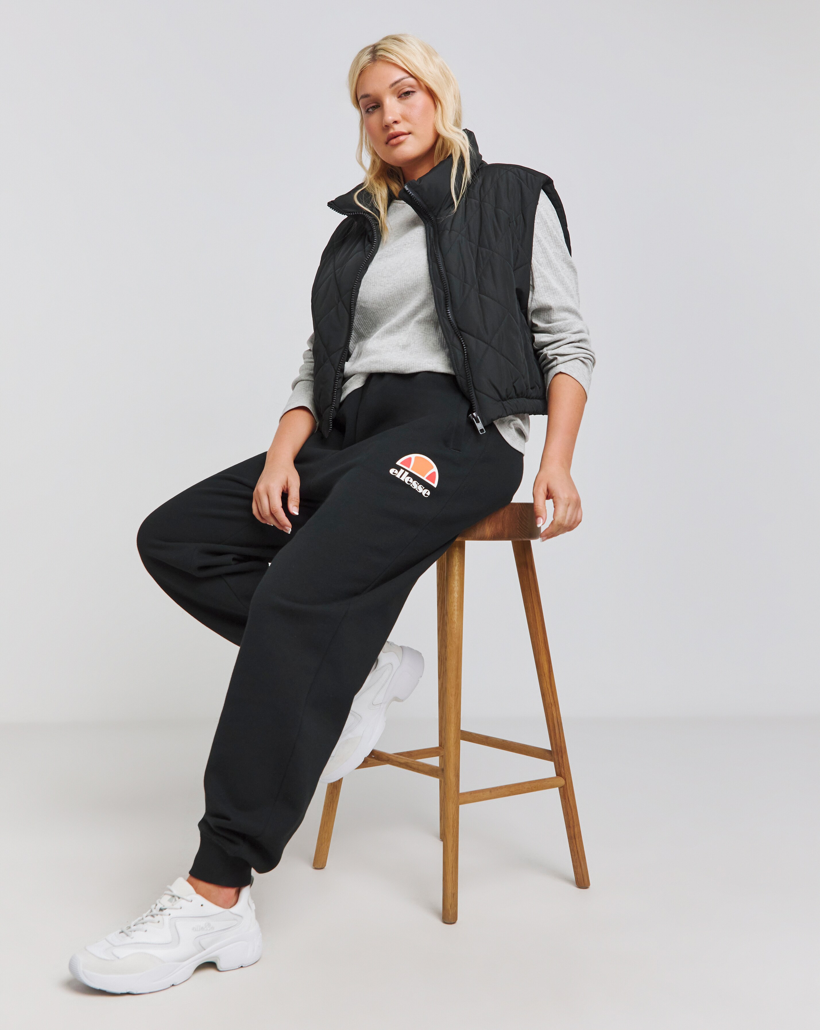 ellesse Queenstown Jog Pant 1 35123-ellesse-queenstown-jog-pant-1.jpg