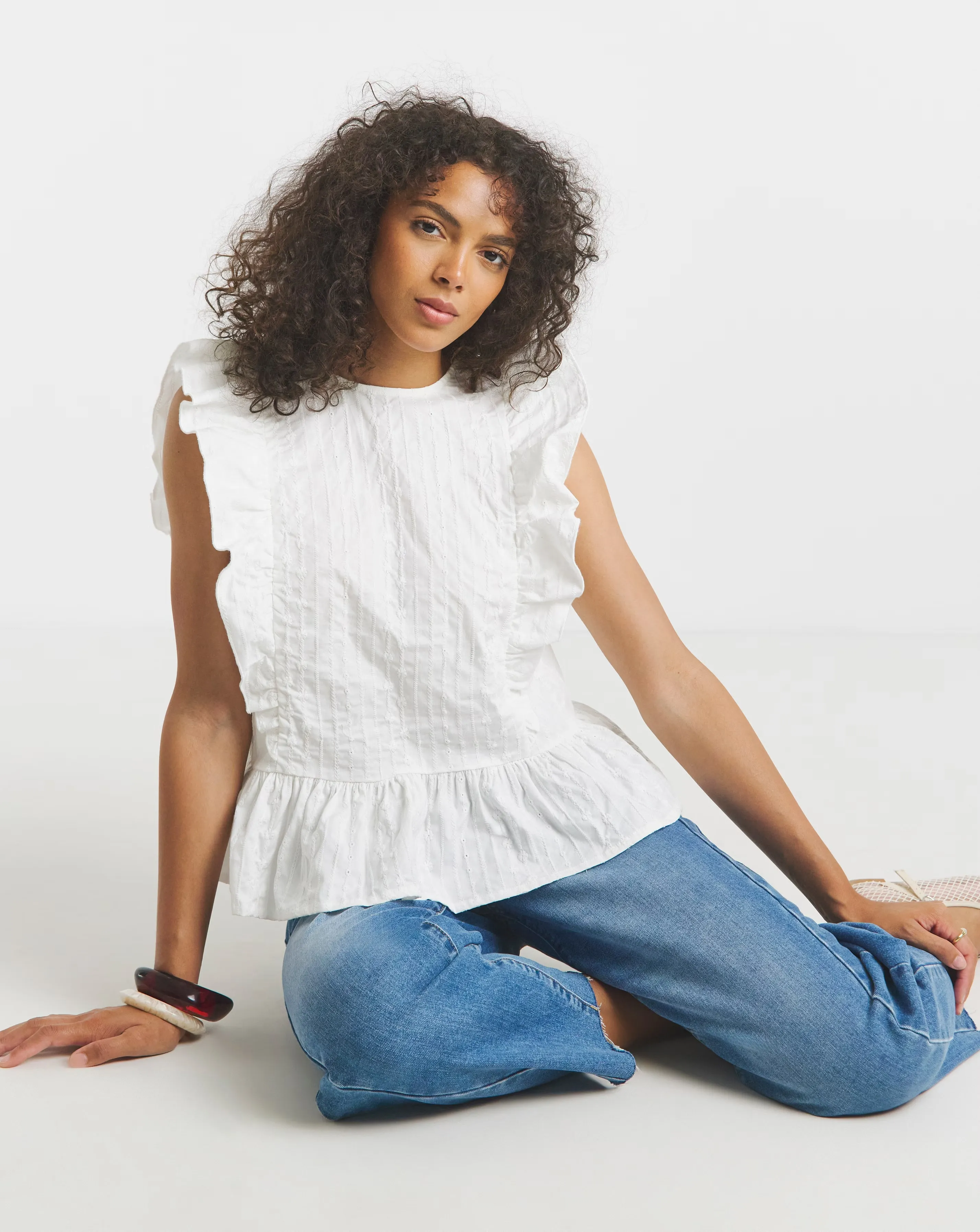 35932-broderie-ruffle-blouse-1.webp