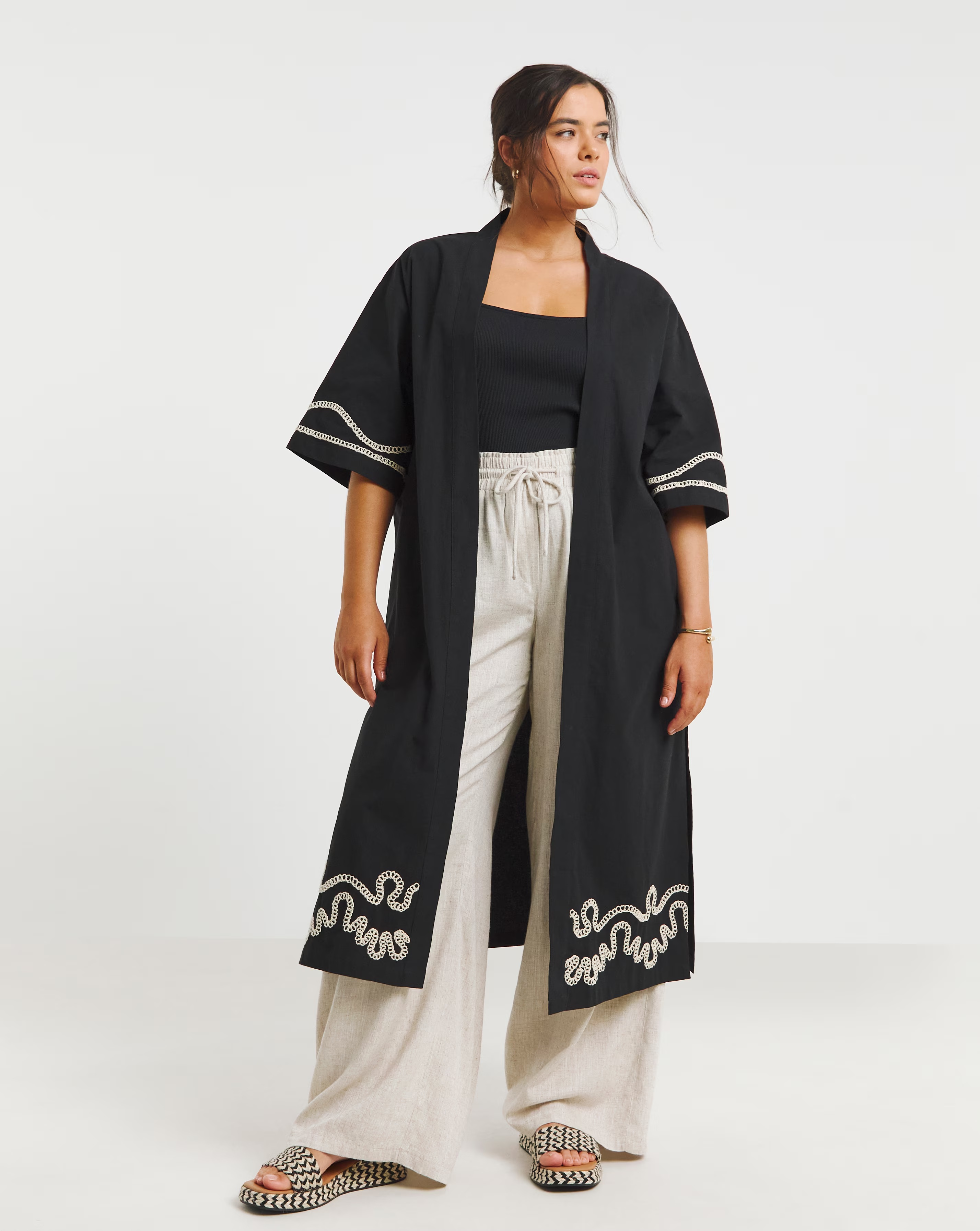 36840-black-embroidered-kimono-1.jpg