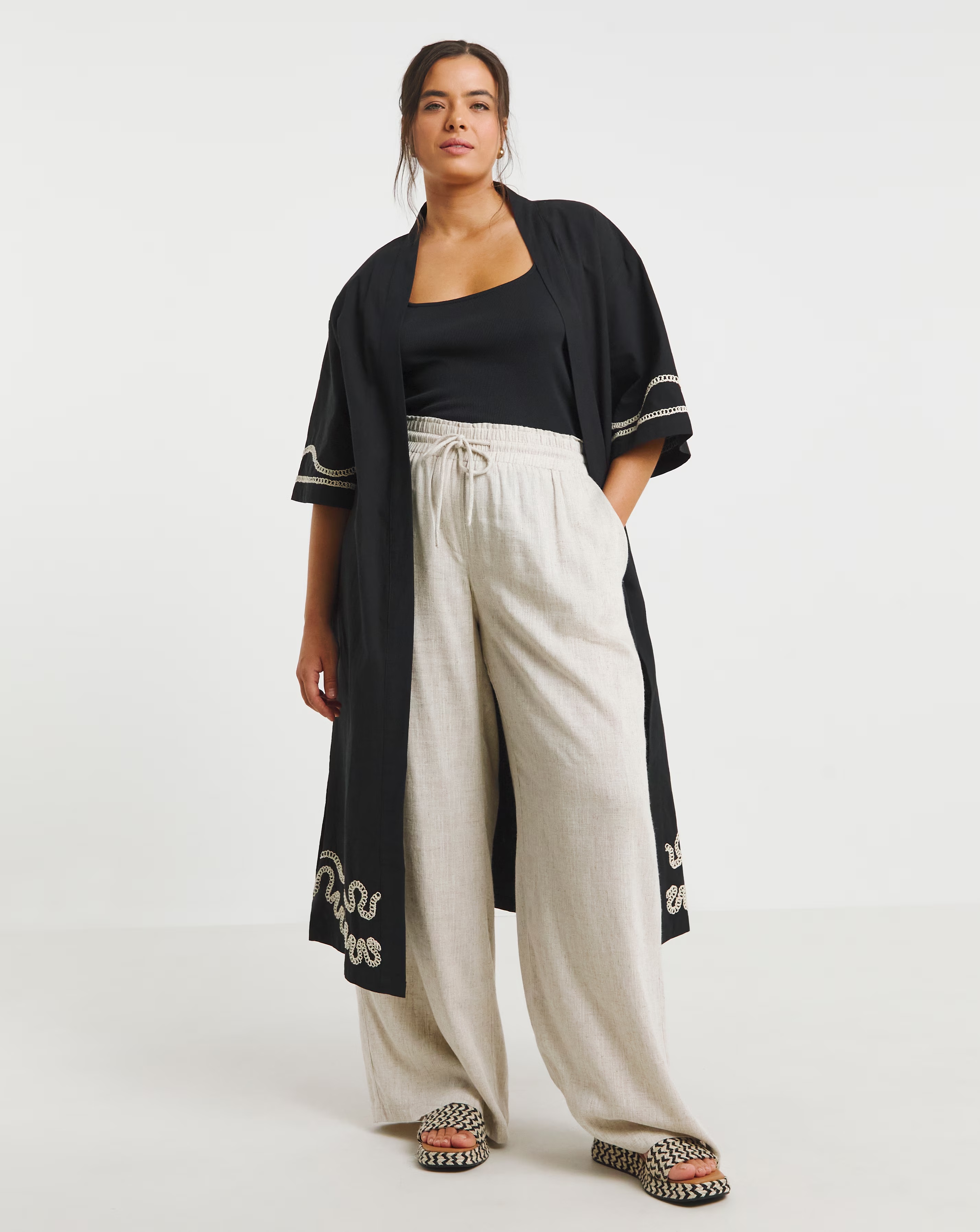 36840-black-embroidered-kimono-1.jpg