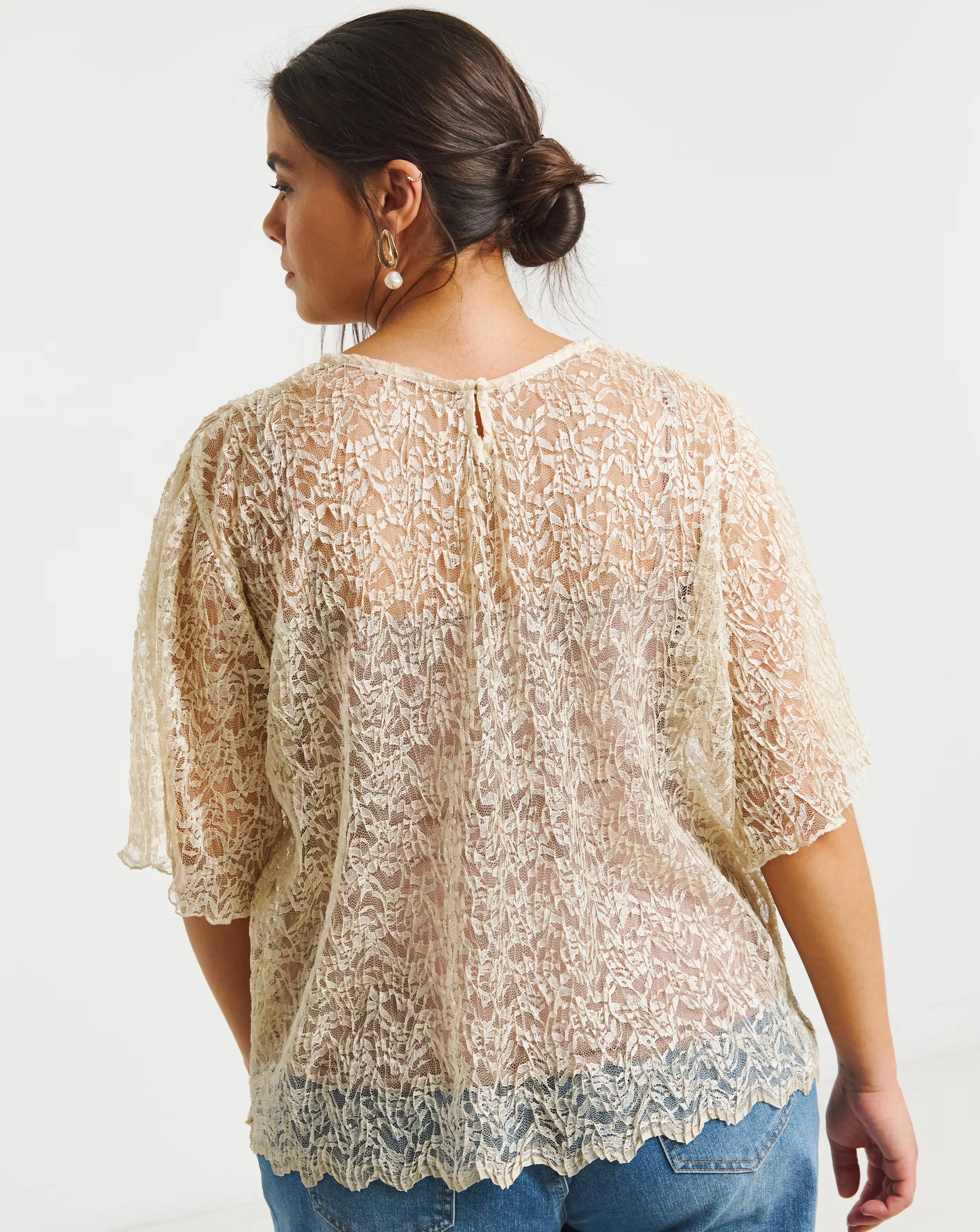 37535-simply-be-champagne-lace-boxy-top-1.webp