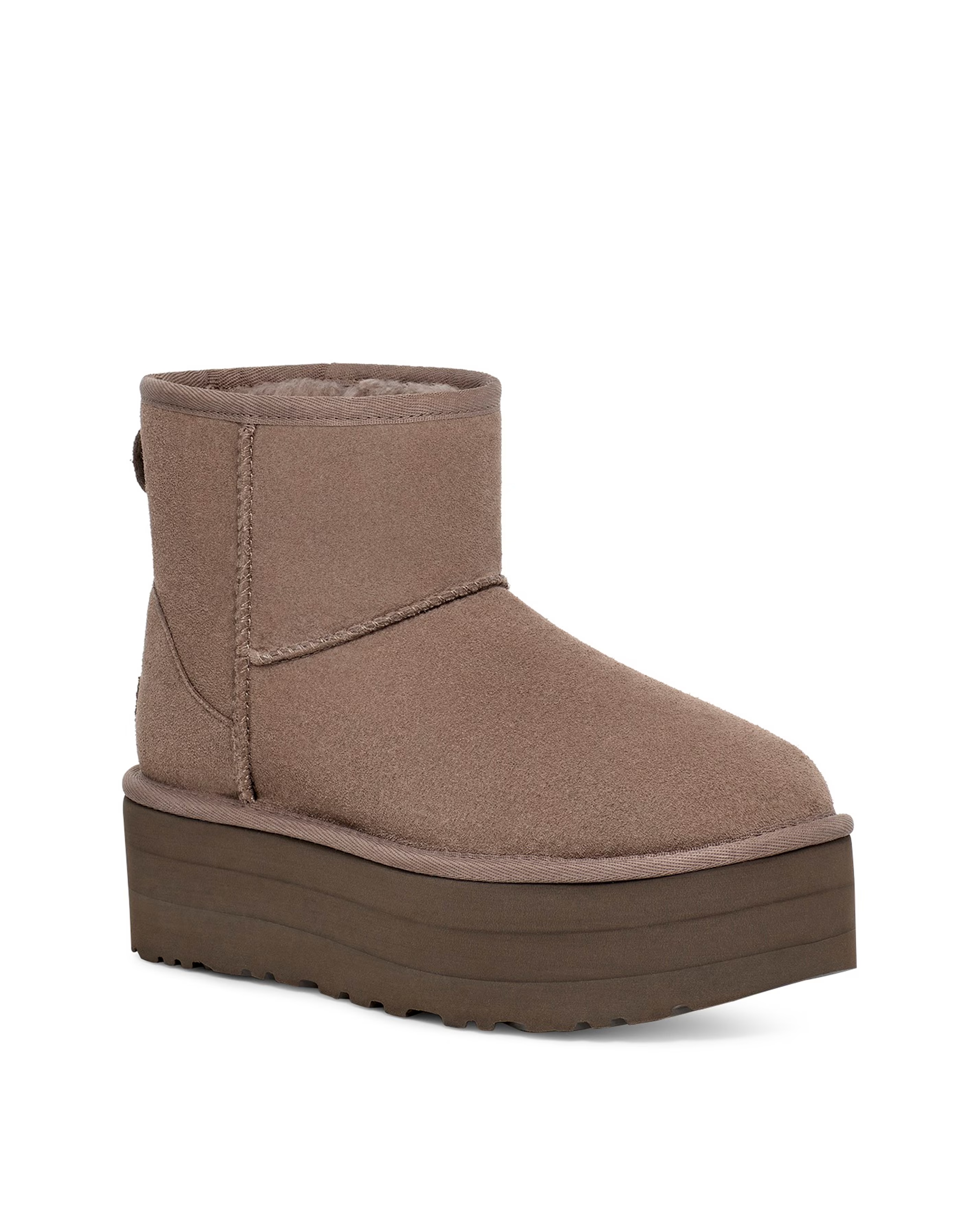 38218-ugg-classic-mini-platform-d-fit-1.jpg