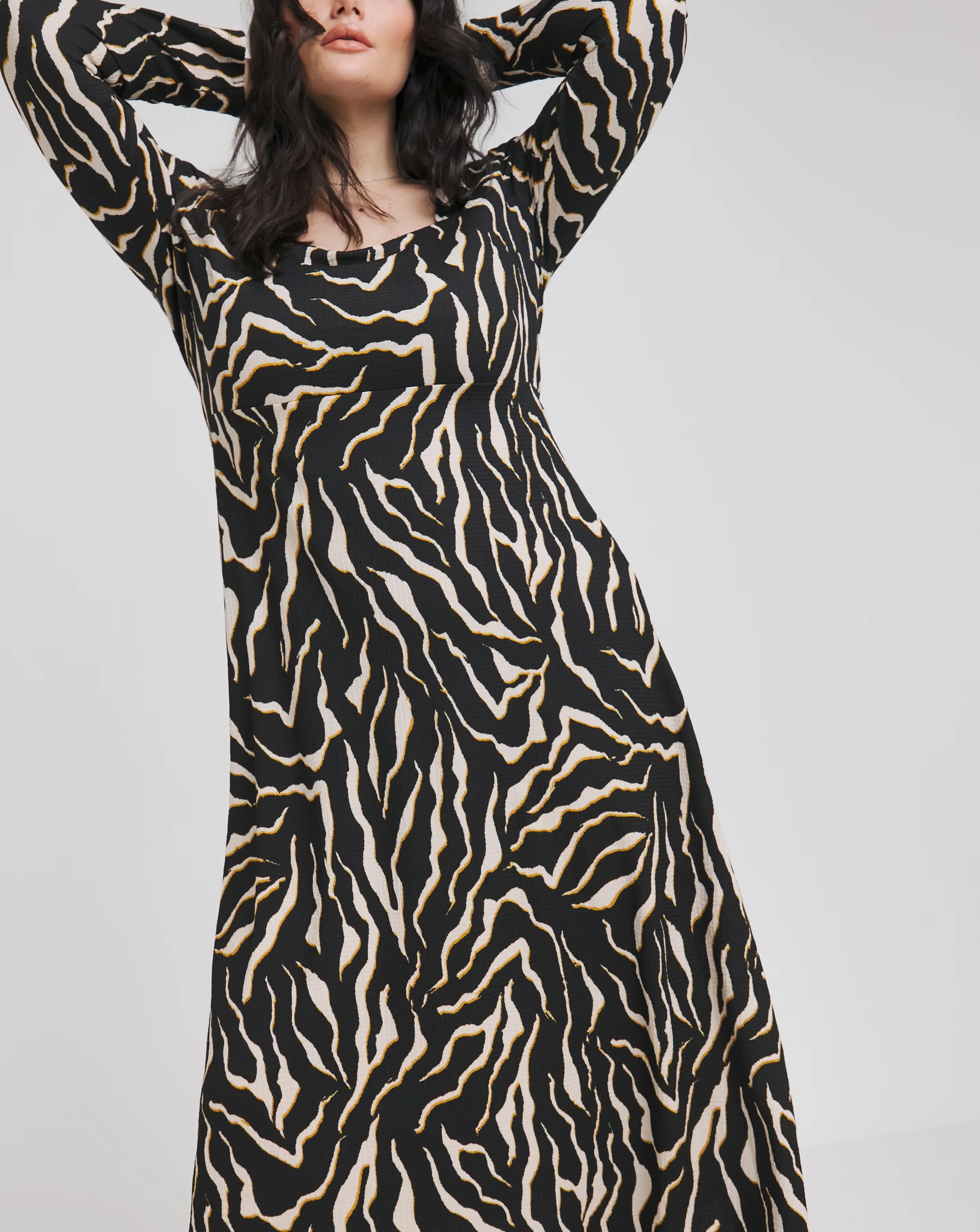 38300-nobody-x27-s-child-richie-dress-1.jpg