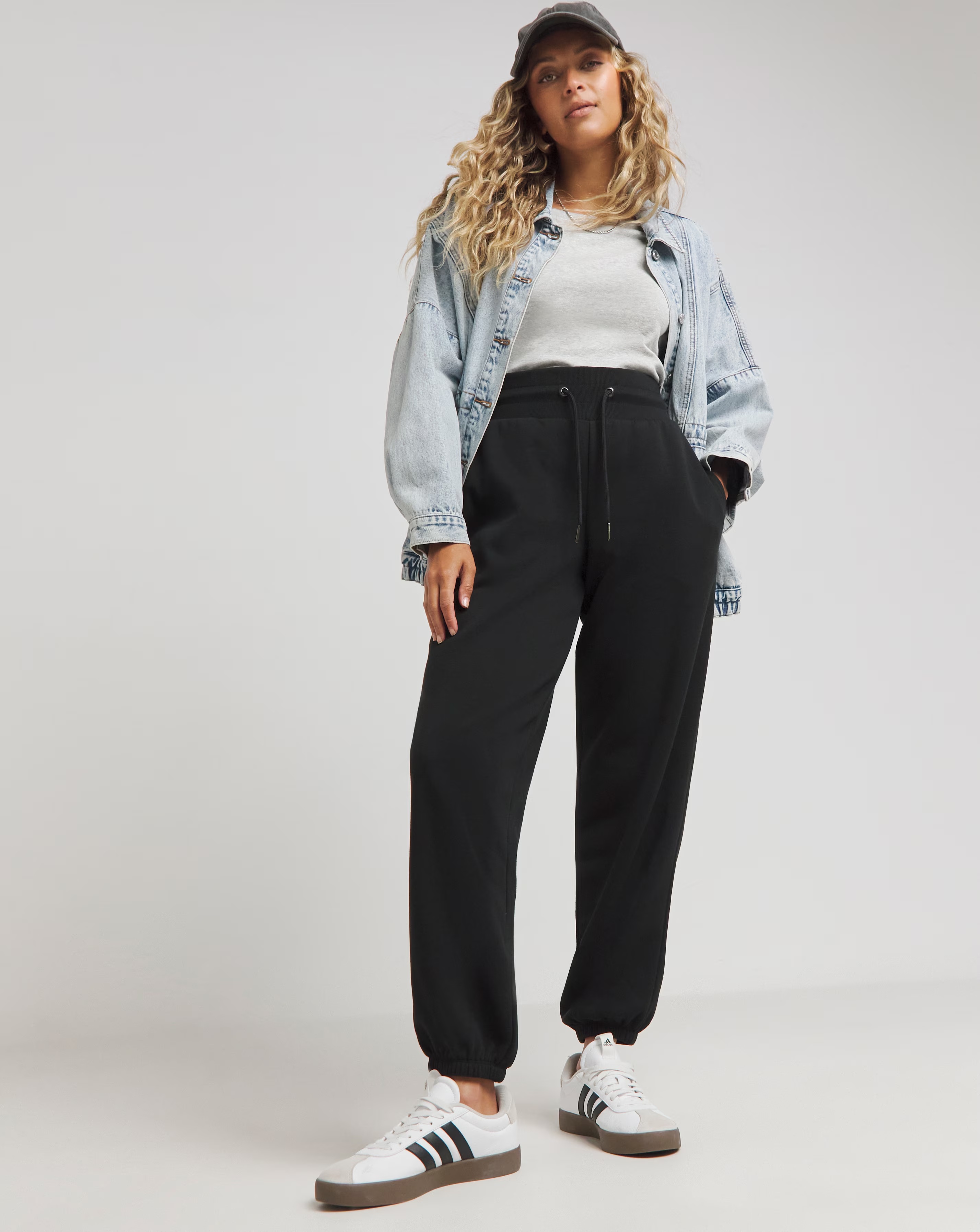 Black Core Oversized Joggers 1 38863-black-core-oversized-joggers-1.jpg