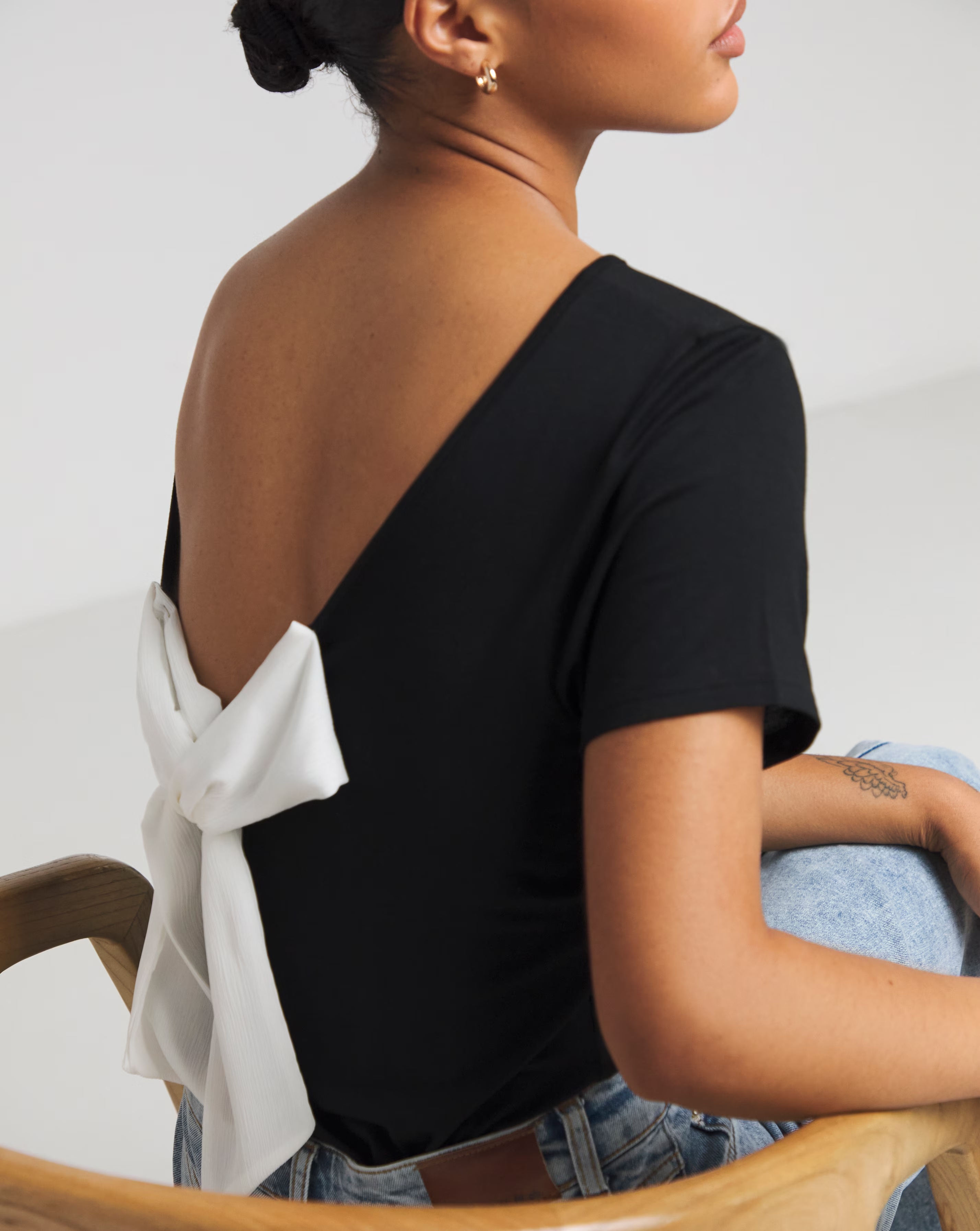 Simply Be Black Short Sleeve Bow Back Top 1 38954-simply-be-black-short-sleeve-bow-back-top-1.jpg