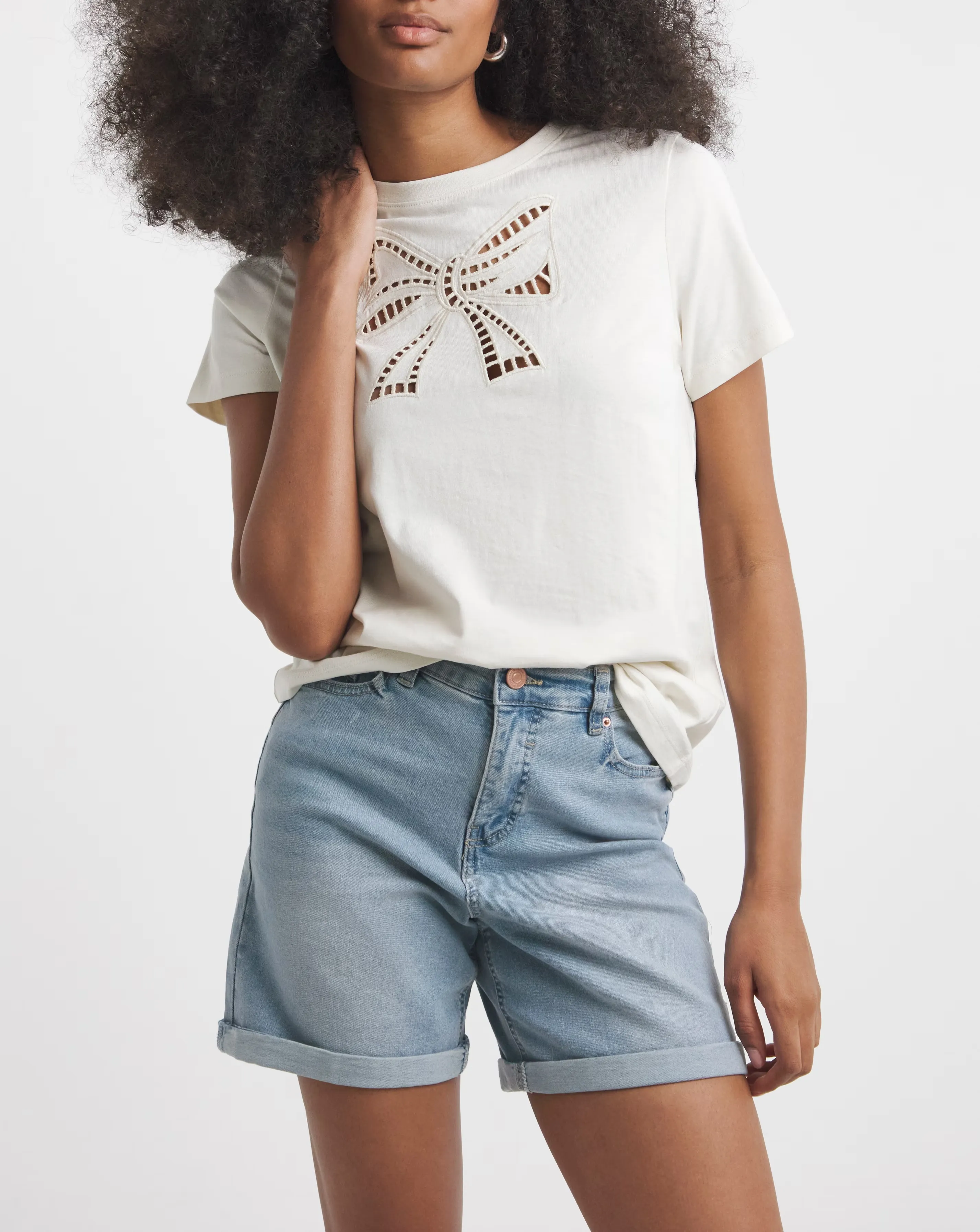 39185-simply-be-super-light-wash-24-7-mid-shorts-1.jpg