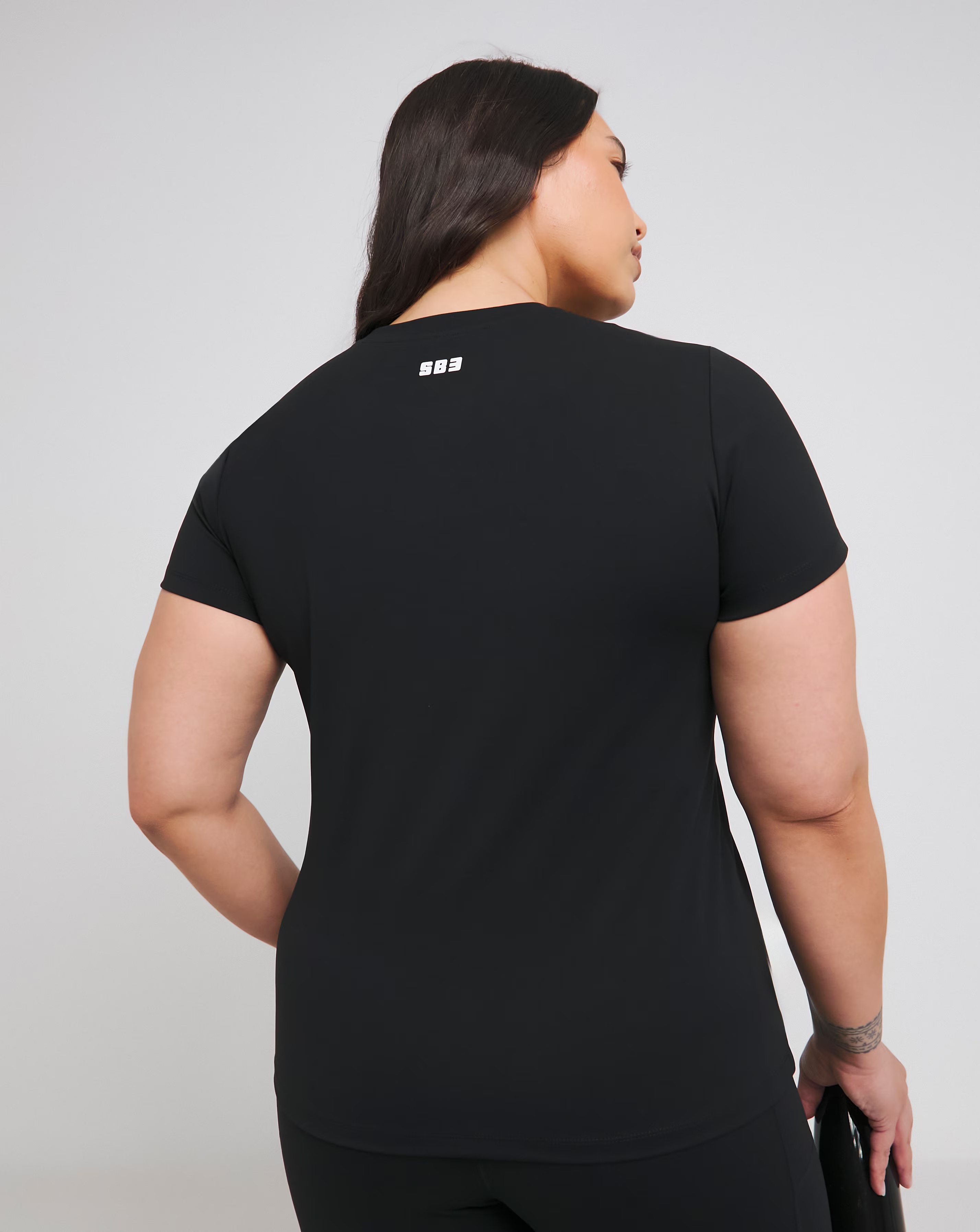 39373-sb3-magisculpt-black-active-360-control-short-sleeve-t-shirt-1.webp