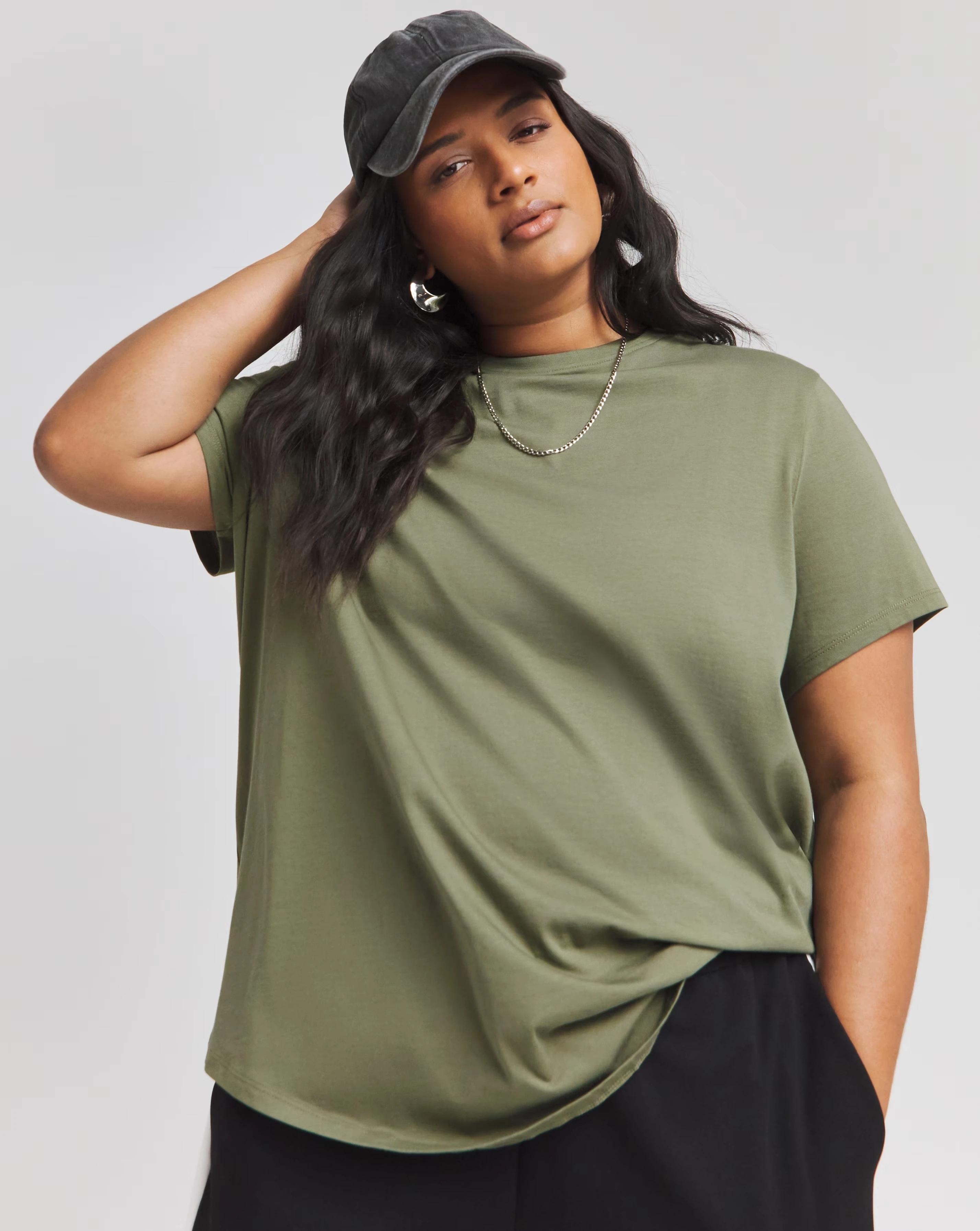 40246-simply-be-khaki-amp-black-2-pack-curved-hem-longline-t-shirt-1.jpg