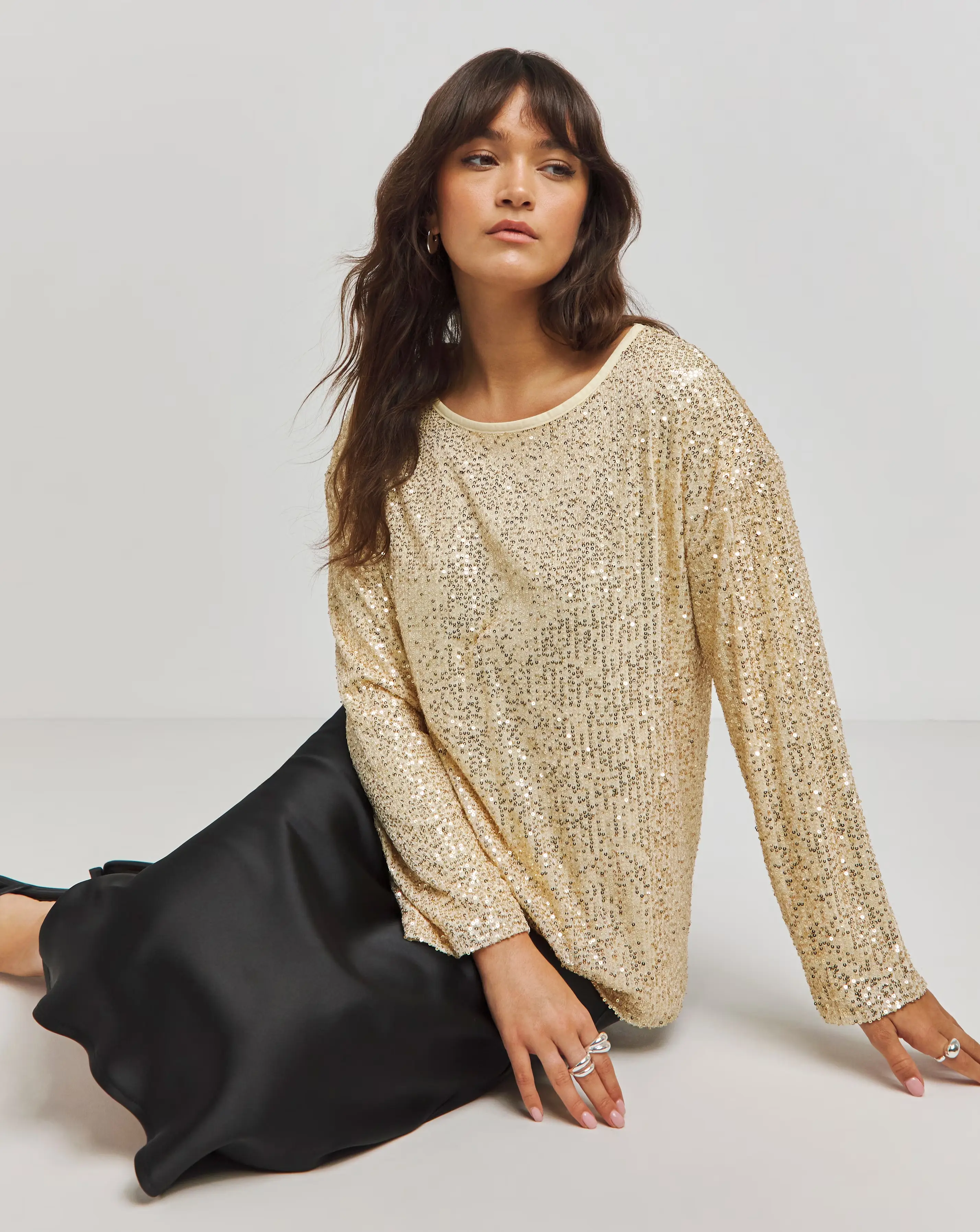 40360-gold-linear-sequin-top-1.webp