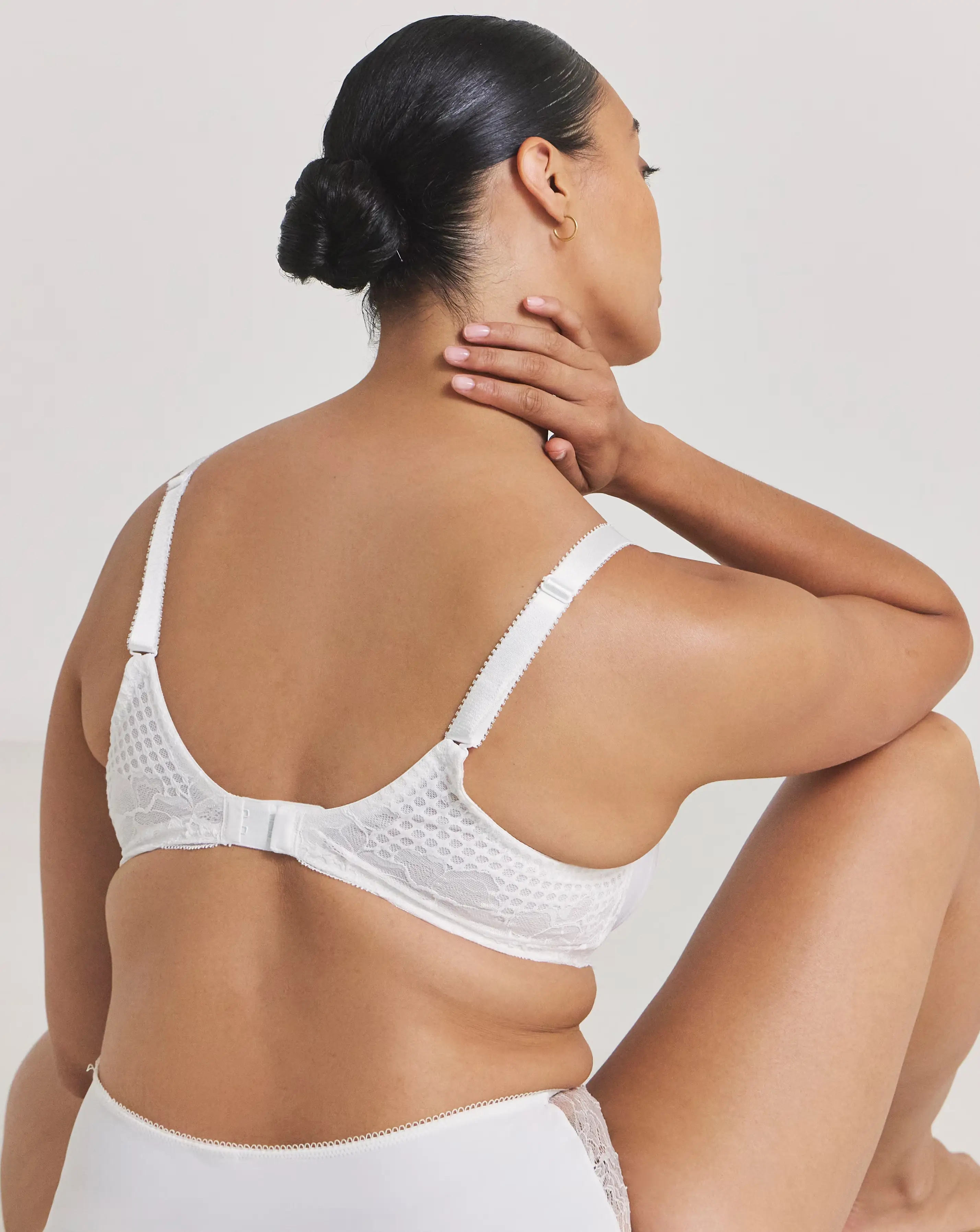 4097-fantasie-reflect-full-cup-wired-bra-white-1.webp