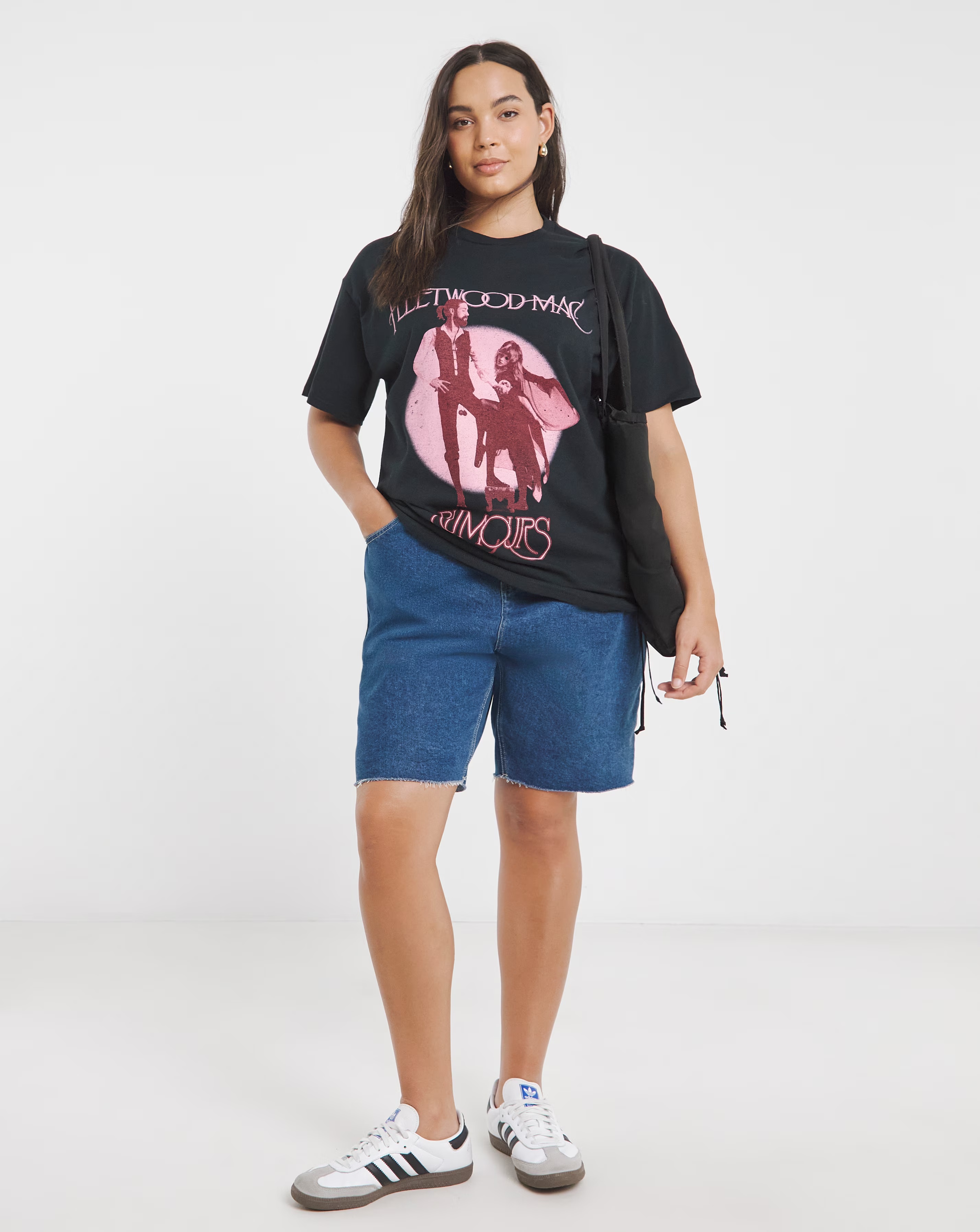 42692-simply-be-black-fleetwood-mac-license-t-shirt-1.jpg