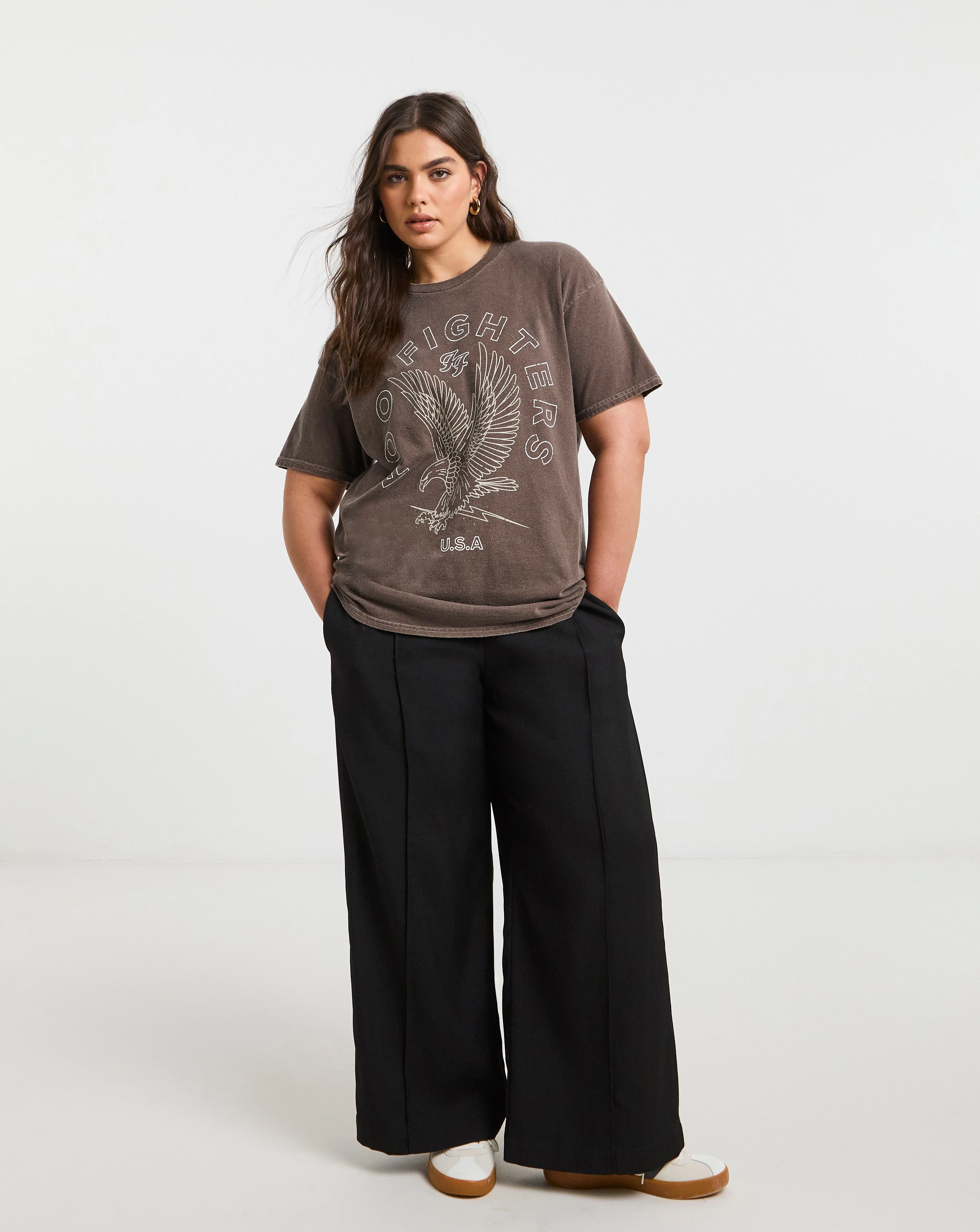 42708-simply-be-chocolate-foo-fighters-license-t-shirt-1.webp